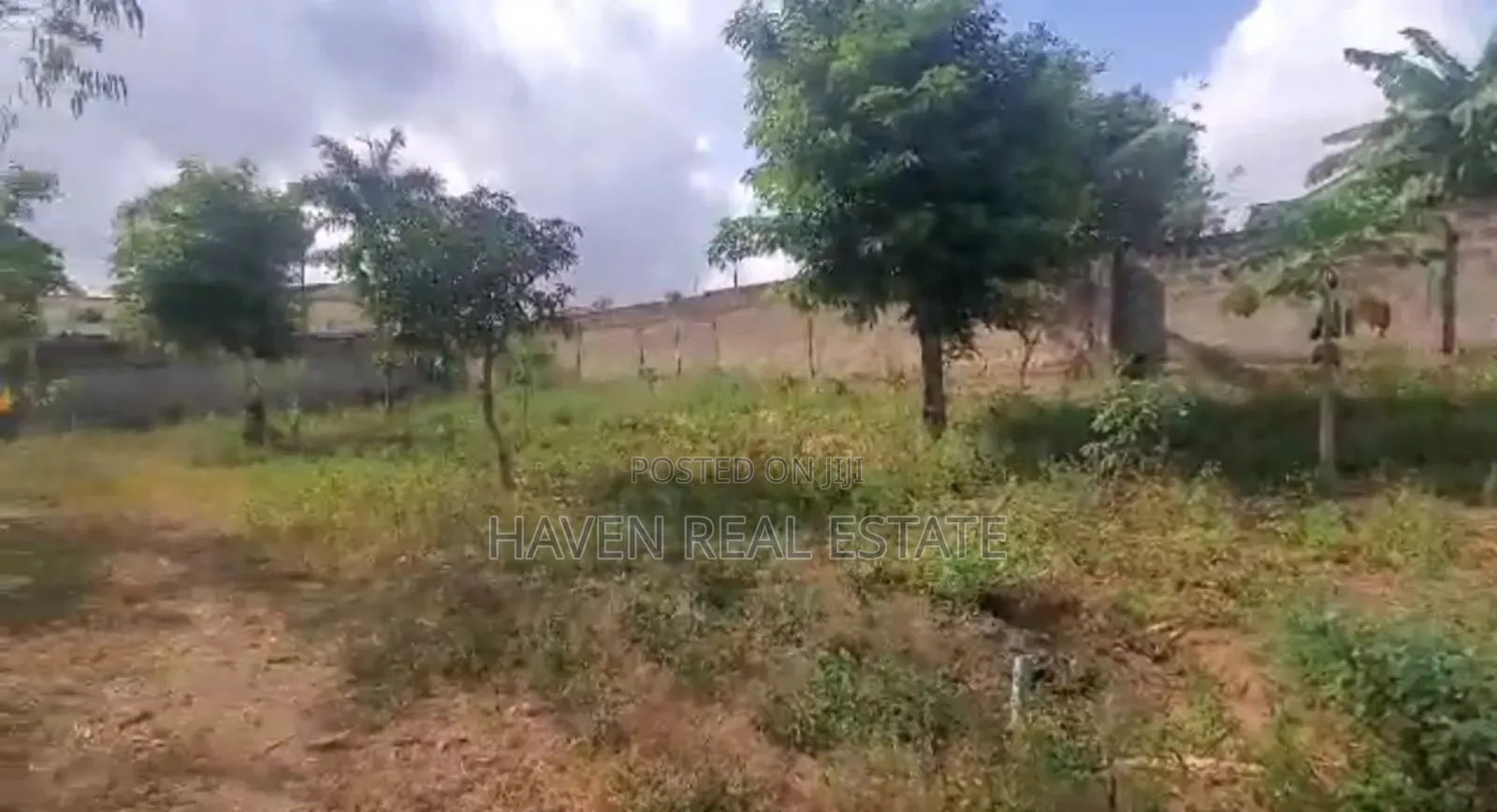 Kiwanja Kianuzwa Main Road Kiluvya in Kiluvya