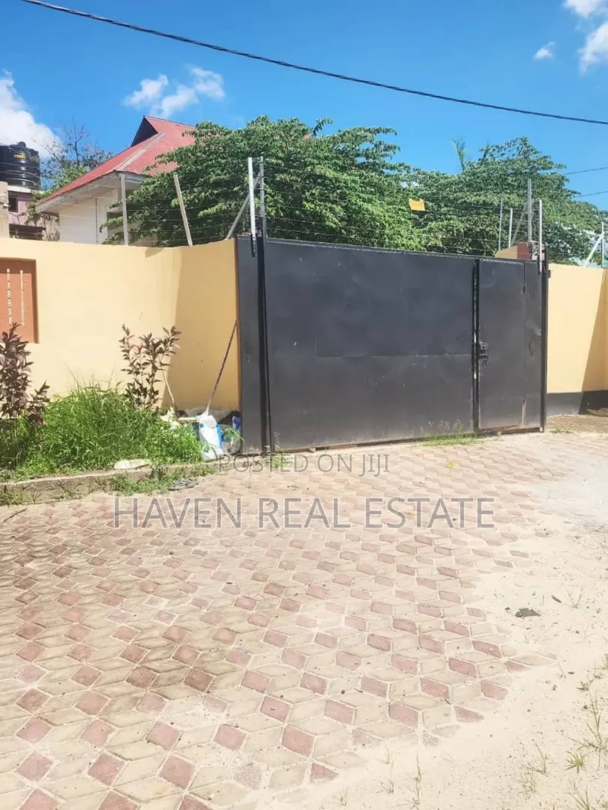 3bdrm House in Mbezi for sale in Mbezi