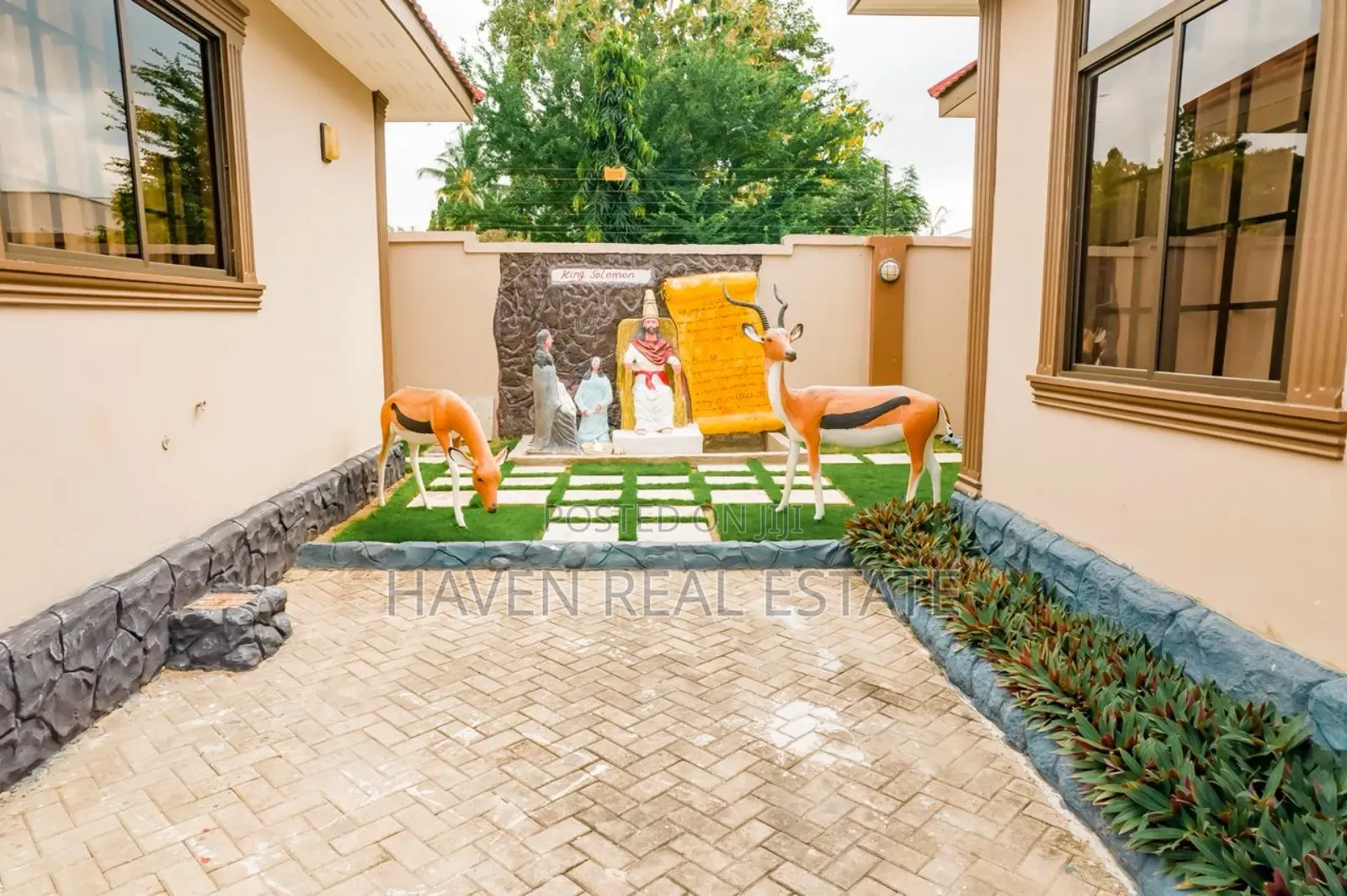 Furnished Five Apartments Zinauzwa Bagamoyo Mjini in Bagamoyo