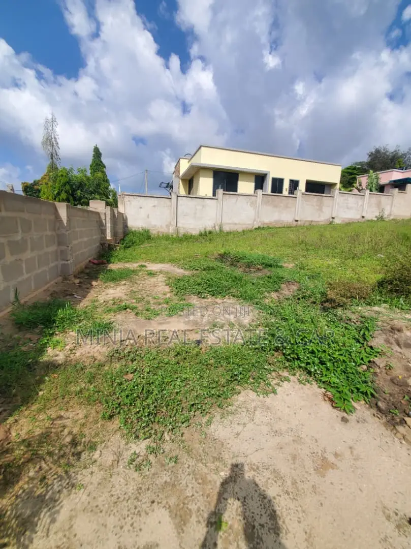 Plot for Sale Mivumoni Madale in Goba