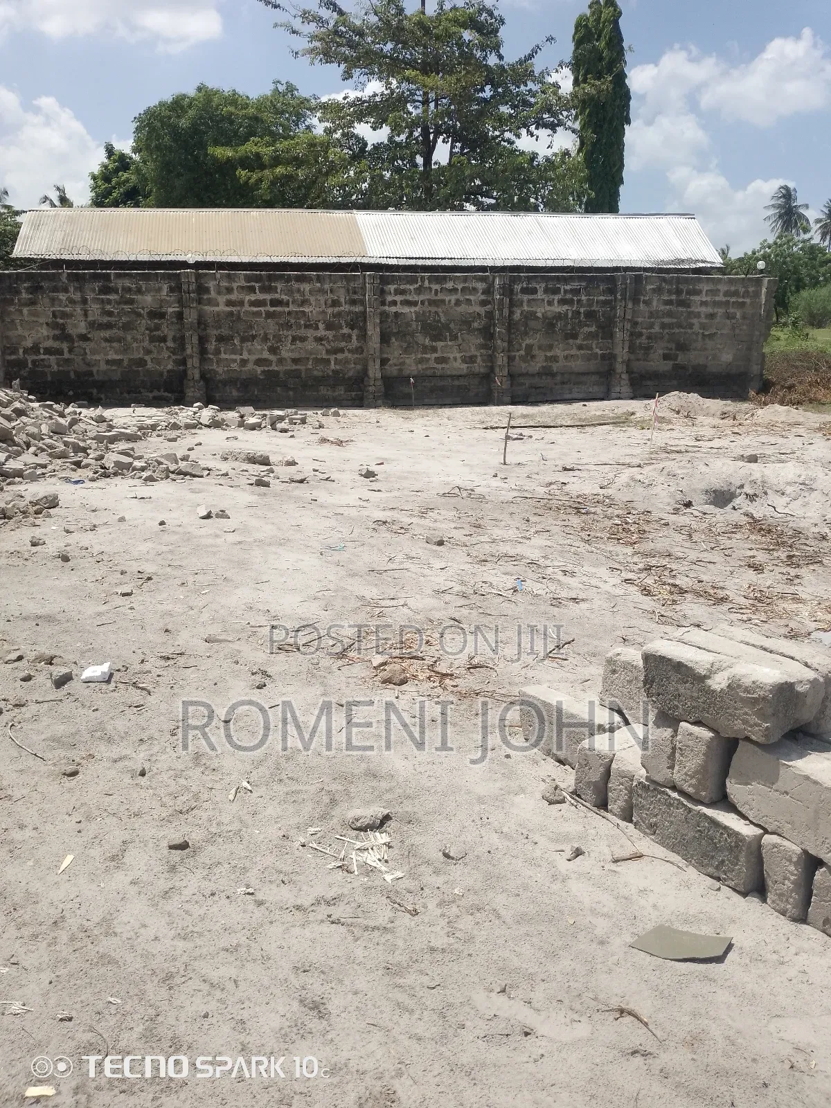 Kiwanja Sqmita 150 Kinauzwa Milioni 4.3 Gongolamboto Majohe Halisi. in Ilala