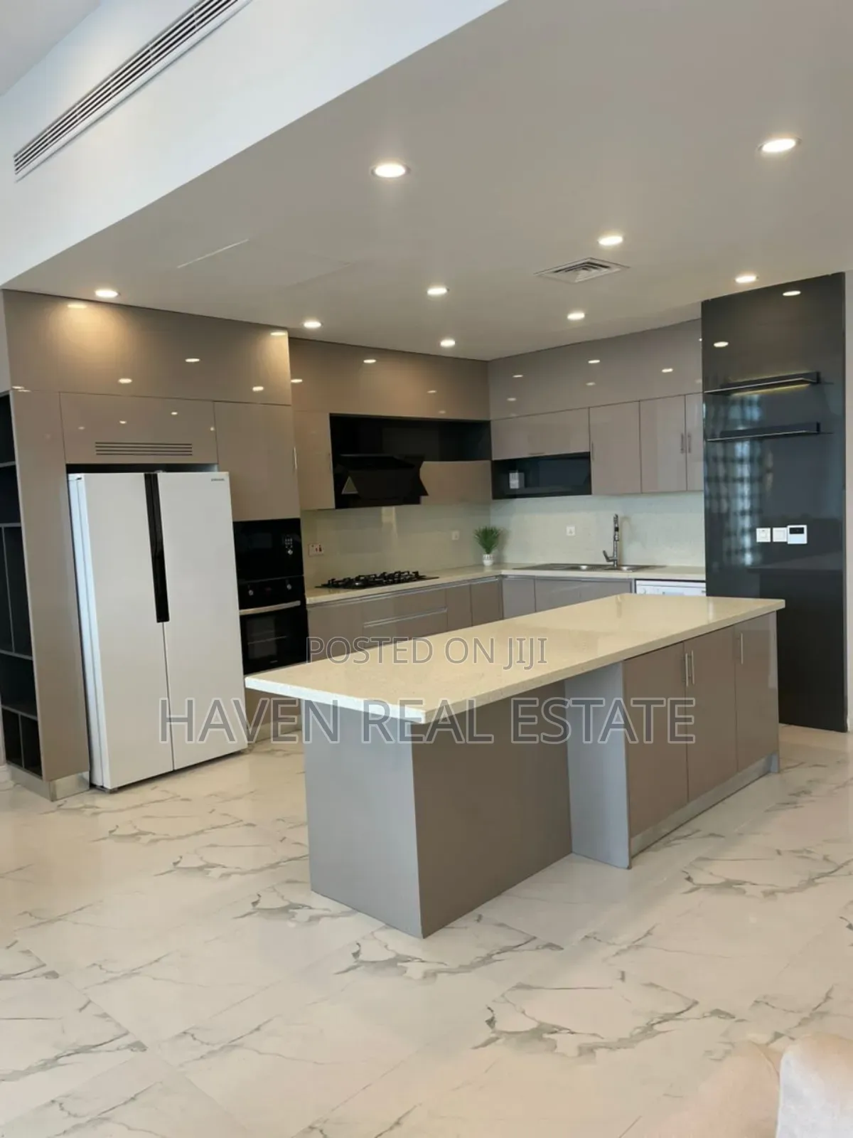 Furnished 4bdrm Apartment in Masaki for sale in Masaki
