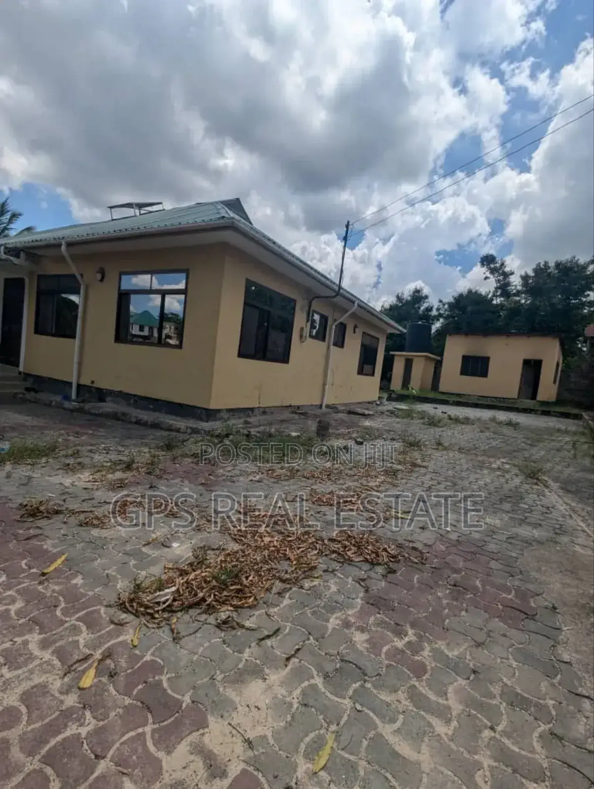 5bdrm House in Mbezi Mwisho Kwembe, Kinondoni for sale in Kinondoni