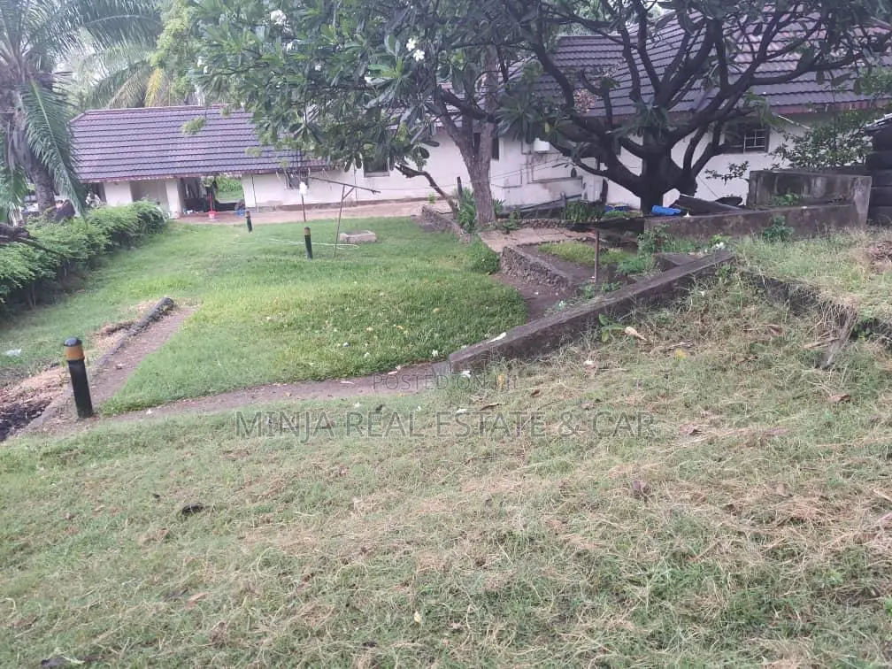 Plot for Sale Uporoto Morocco in Kinondoni