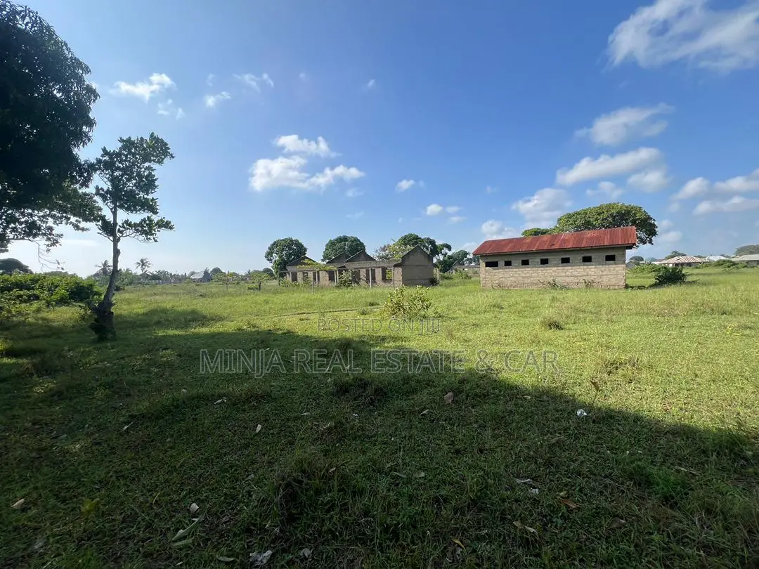 11 Acres Plot for Sale Kivumbi Tifu-Mwambani Tanga in Chongoleani