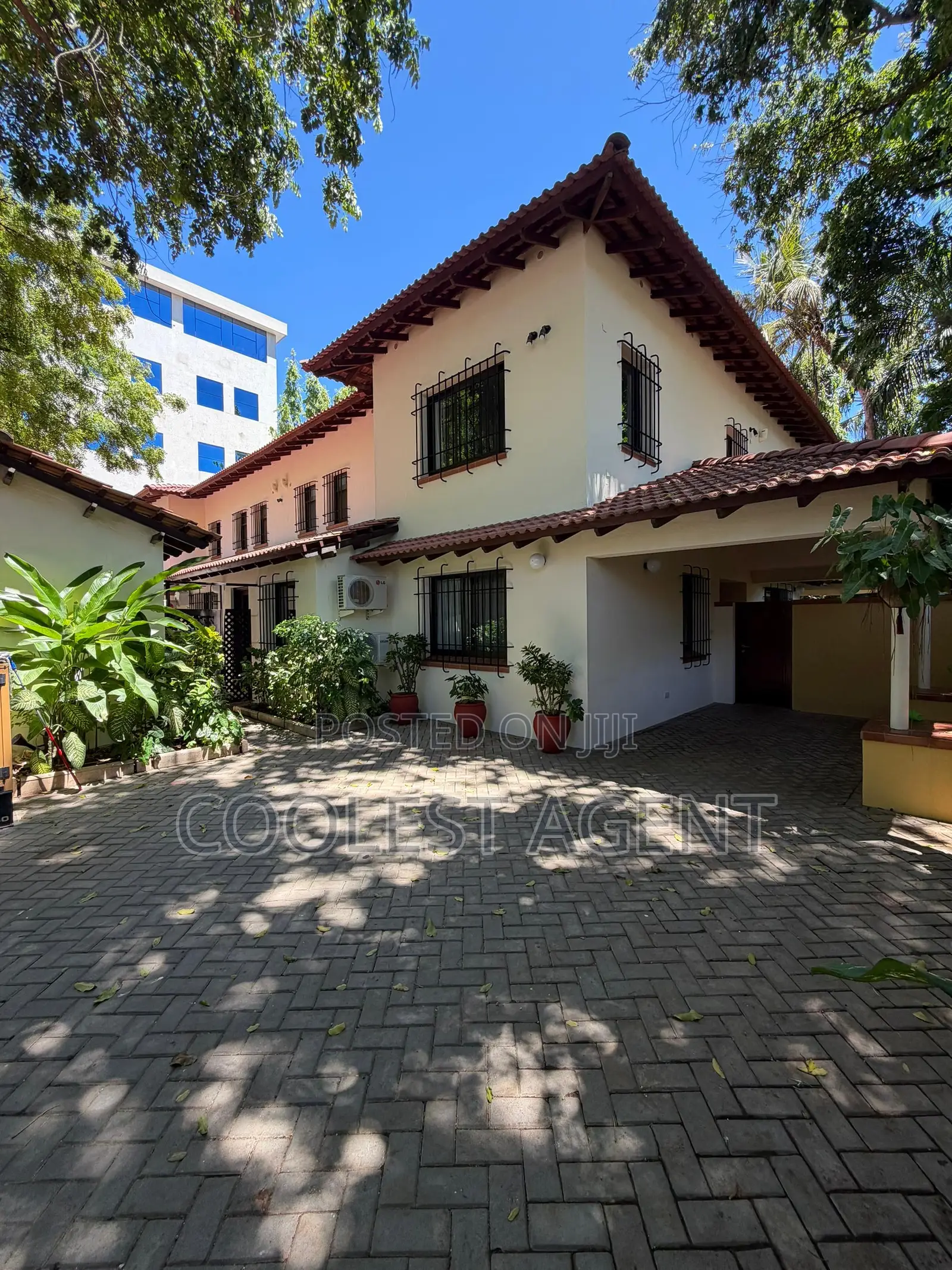 4bdrm House in Coolest Estate, Masaki for rent in Masaki
