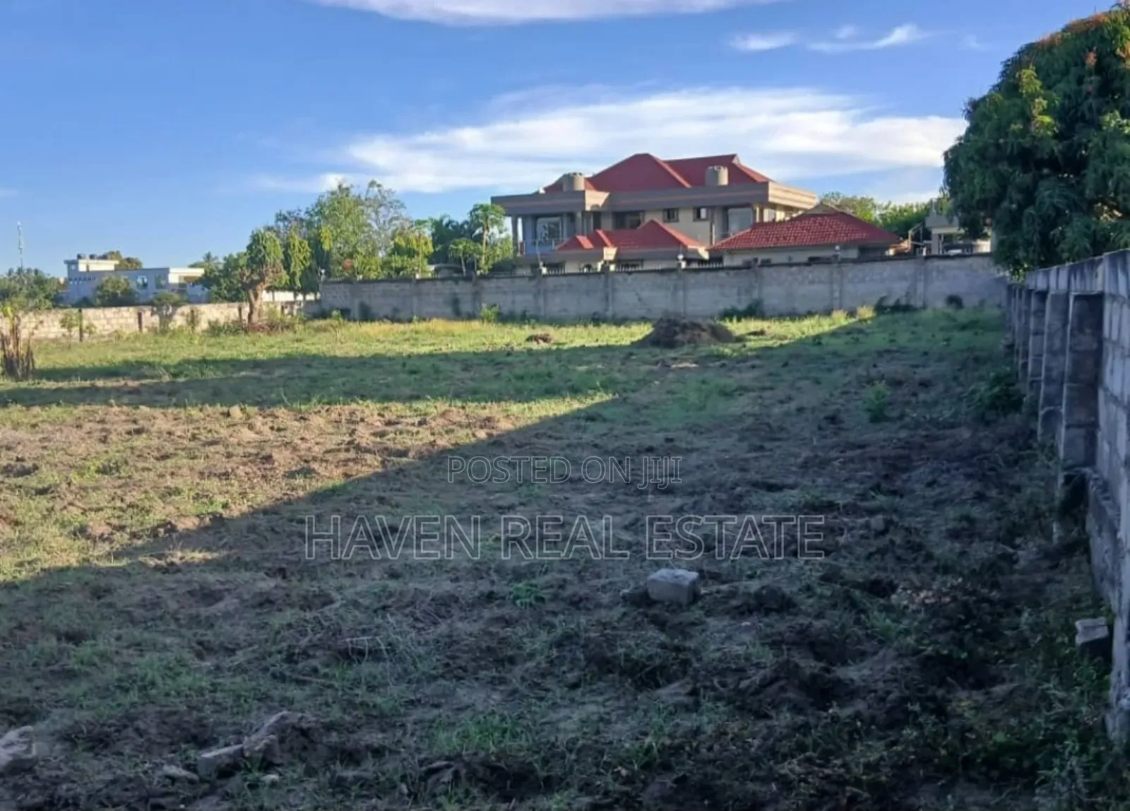 2400sqmt Plot for Sale at Ununio Beach in Kunduchi