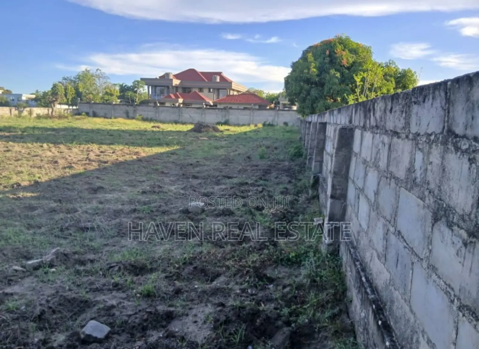 2400sqmt Plot for Sale at Ununio Beach in Kunduchi