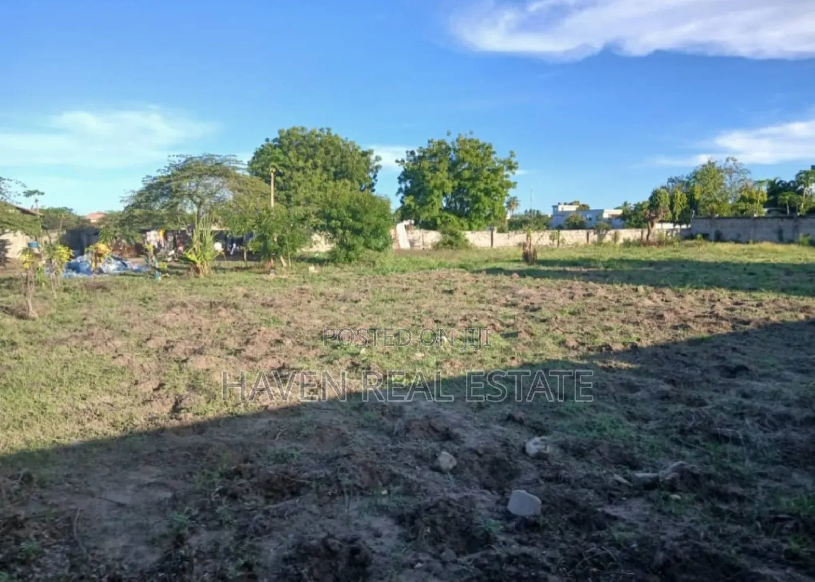 2400sqmt Plot for Sale at Ununio Beach in Kunduchi