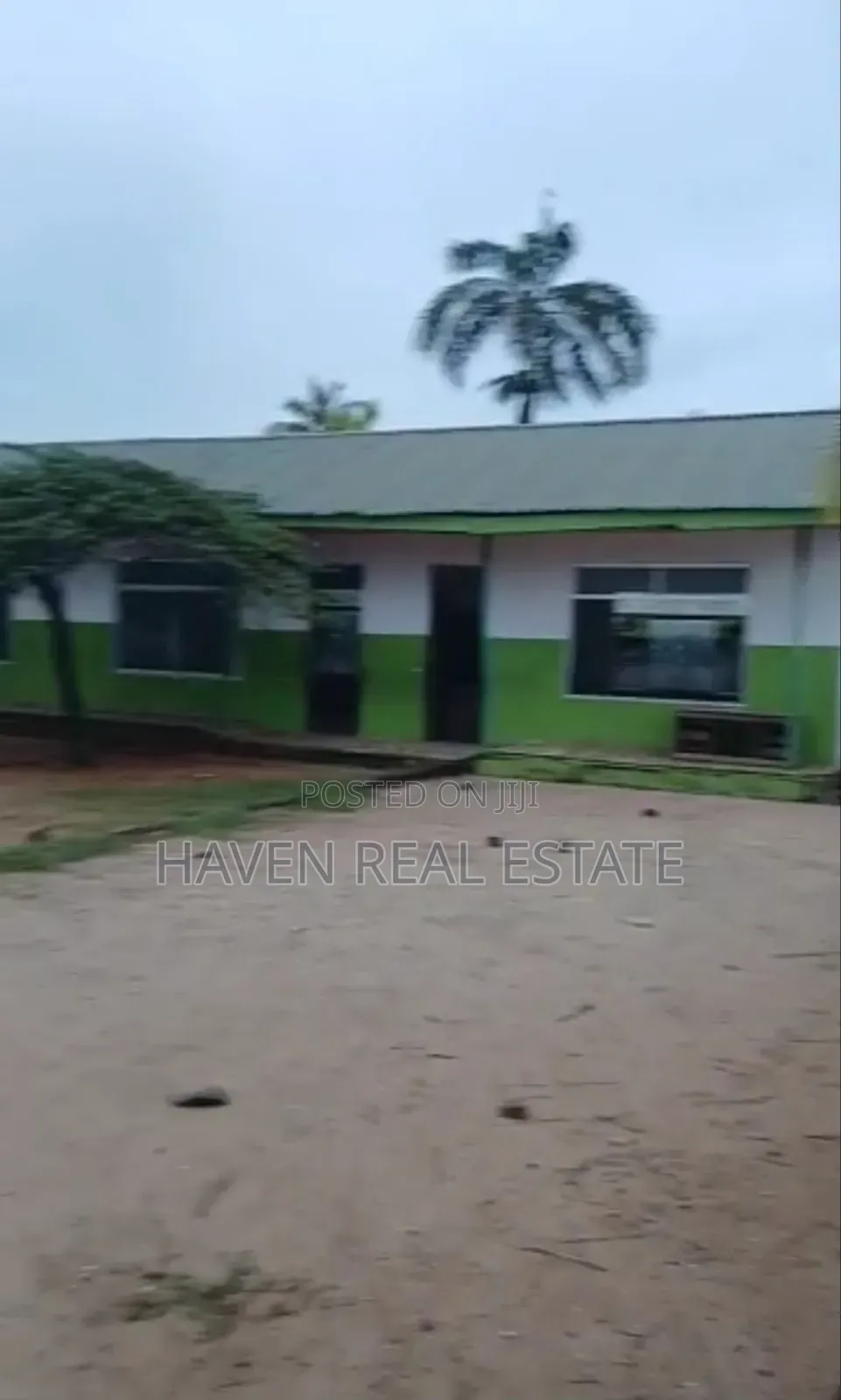 Shule Inauzwa Bahari Beach in Kunduchi