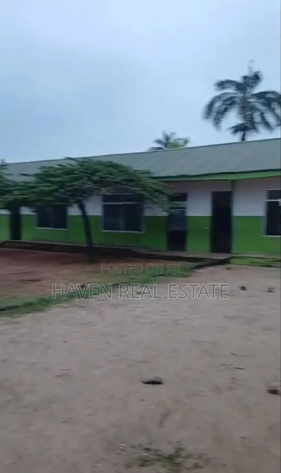 Shule Inauzwa Bahari Beach in Kunduchi