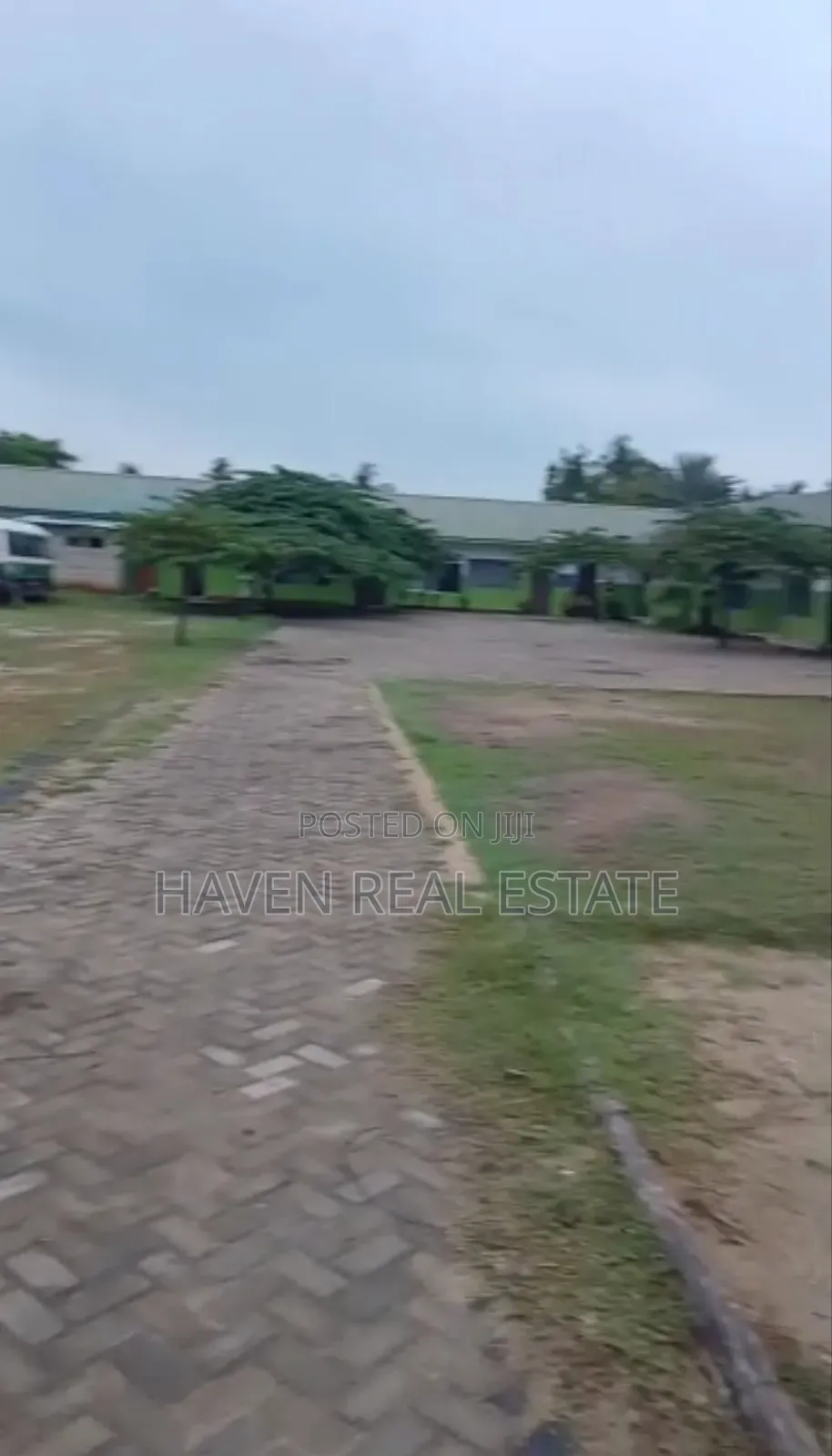 Shule Inauzwa Bahari Beach in Kunduchi