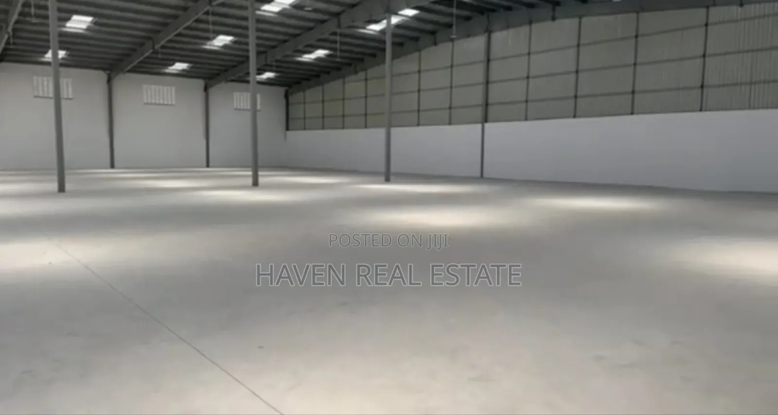 Godown for Rent at Mandela Road in Mandera