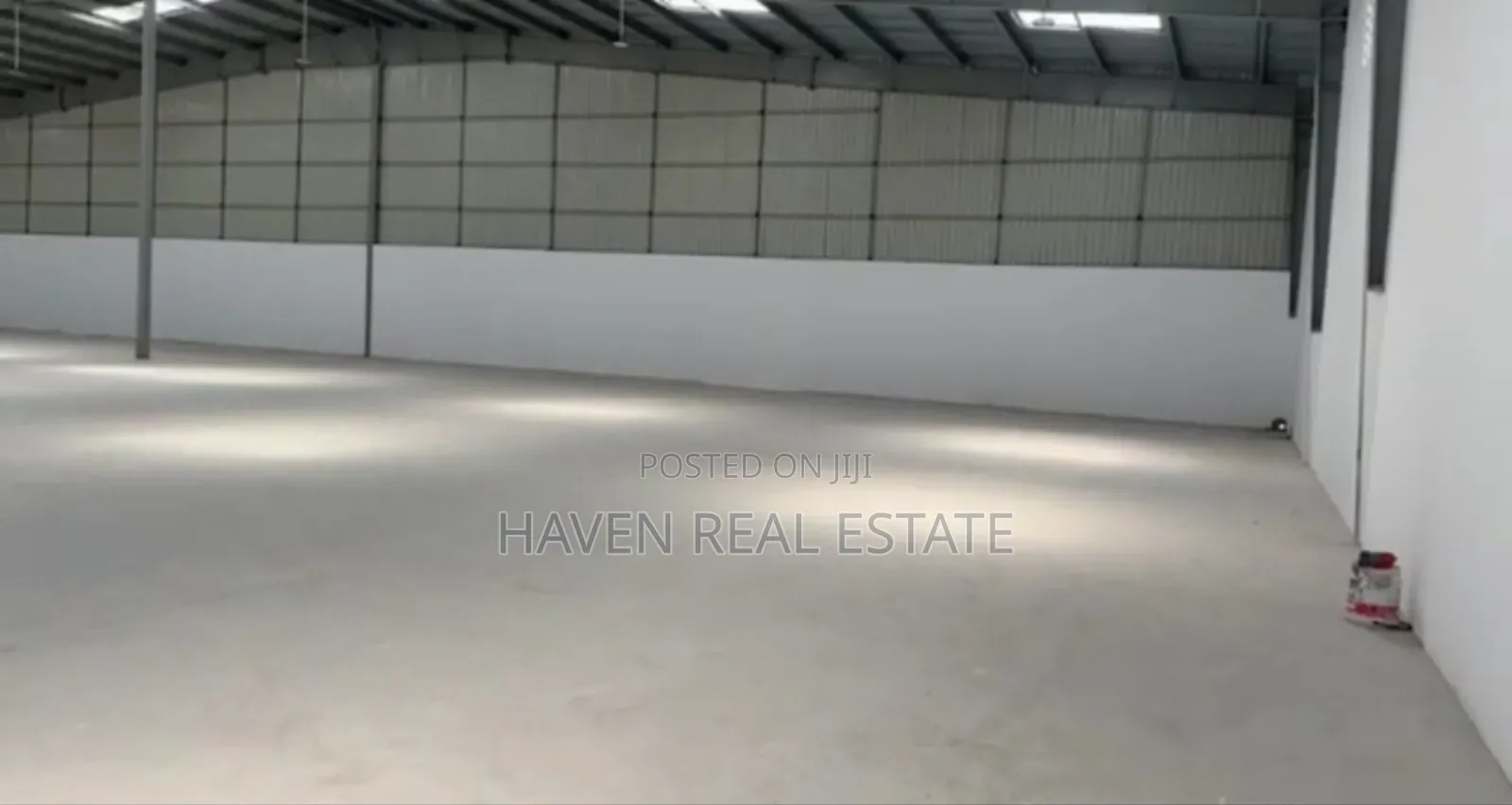 Godown for Rent at Mandela Road in Mandera