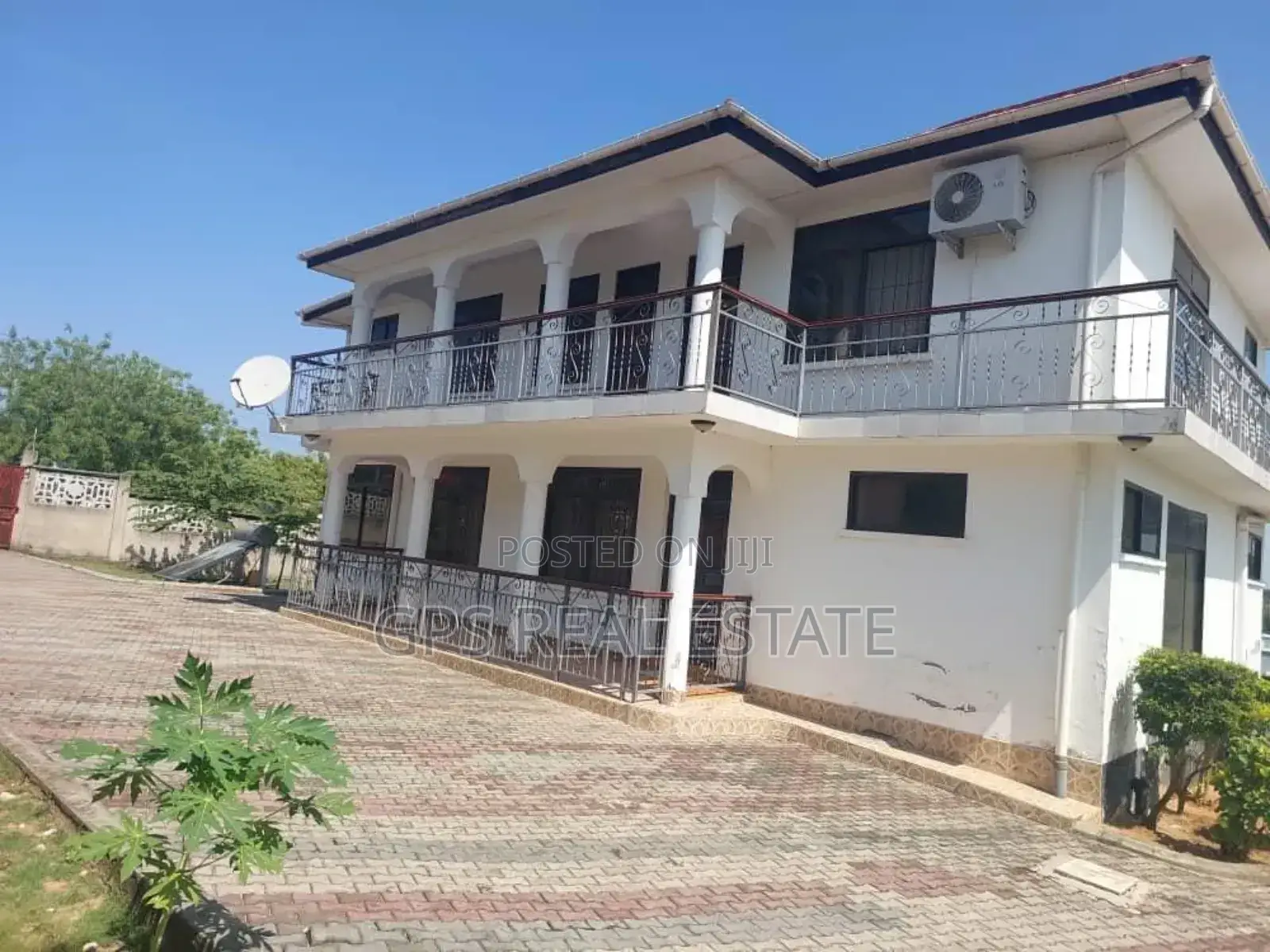 9bdrm House in Madale Mivumoni, Kinondoni for sale in Kinondoni