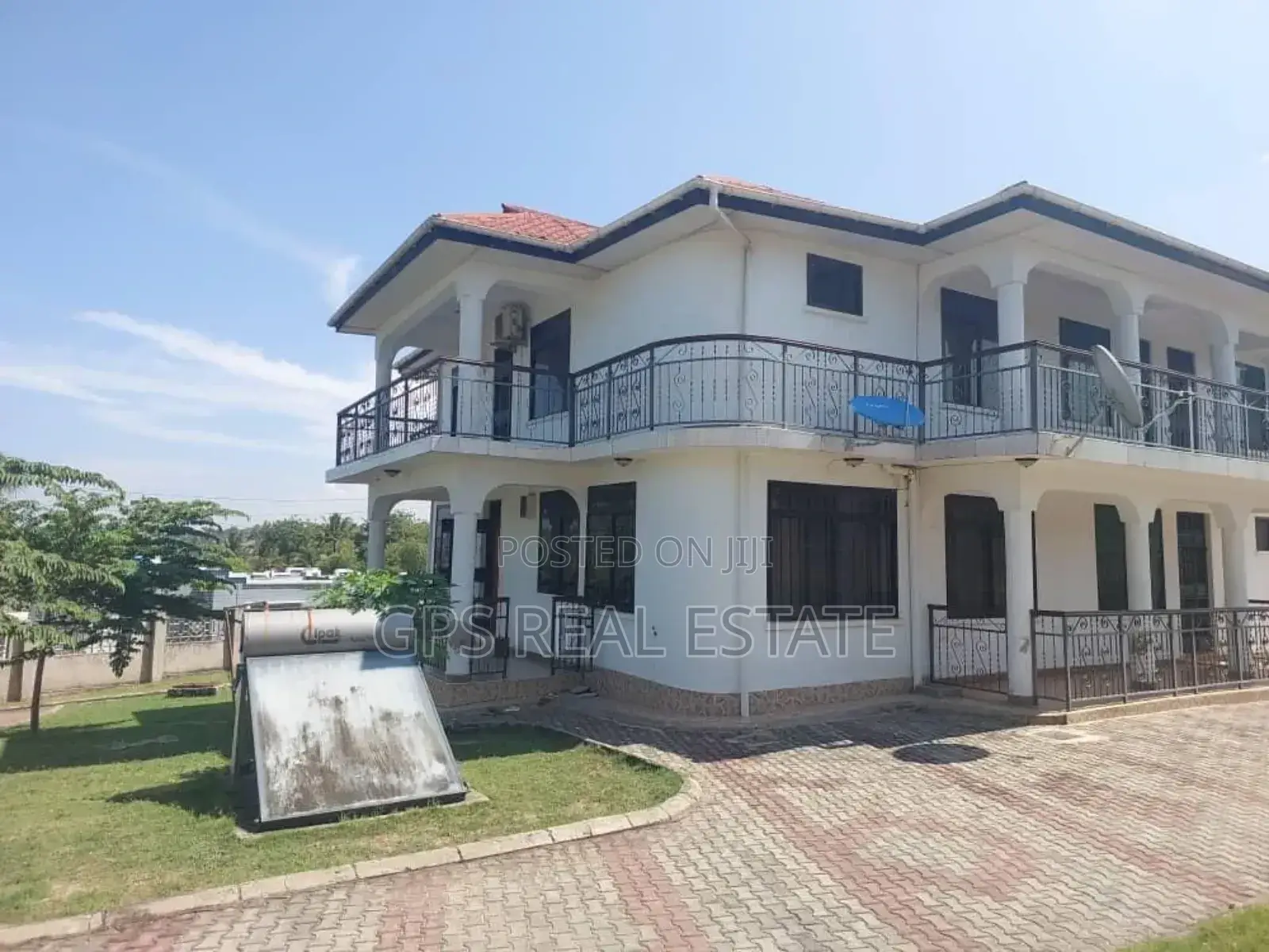 9bdrm House in Madale Mivumoni, Kinondoni for sale in Kinondoni