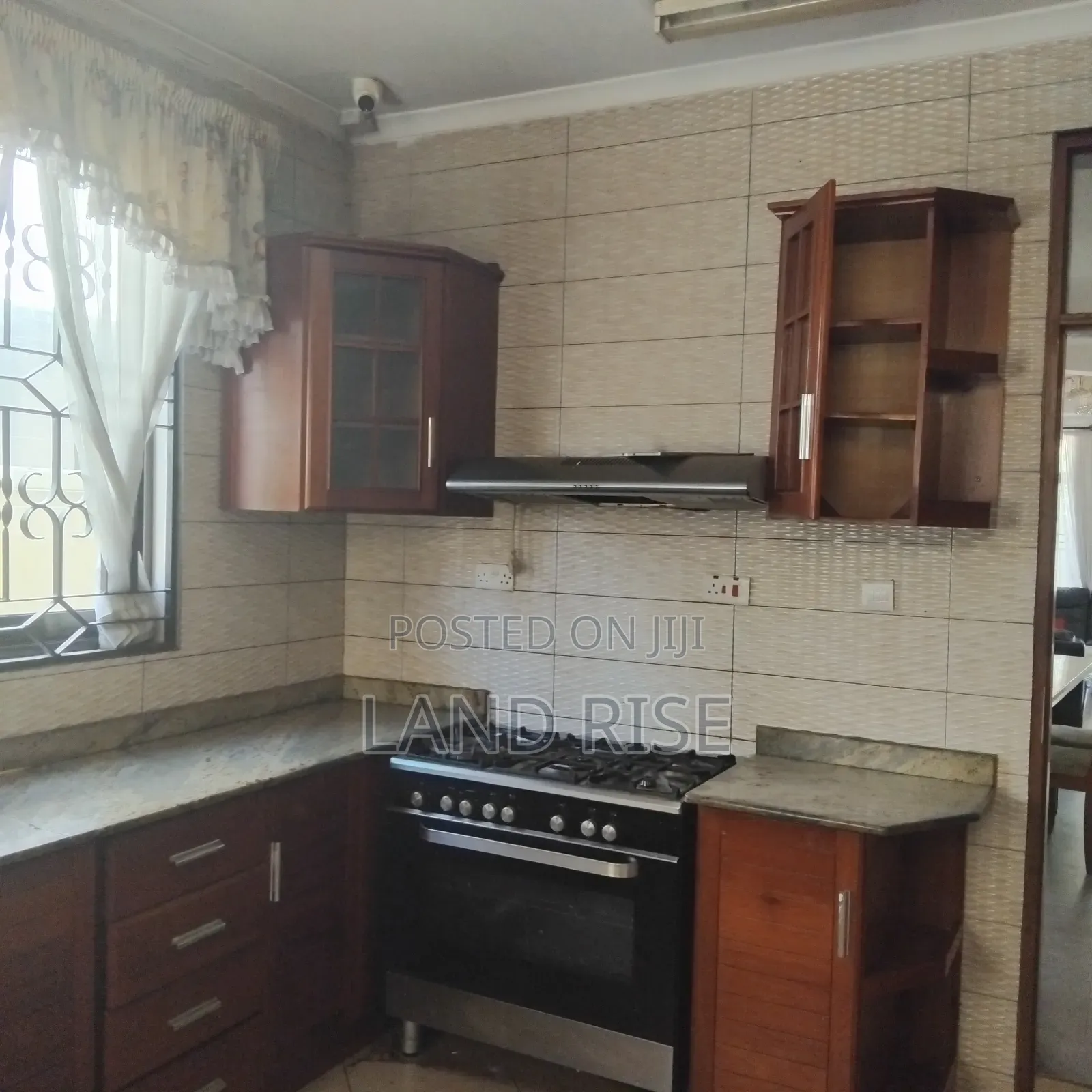 Furnished 6bdrm House in Mikocheni for rent in Mikocheni