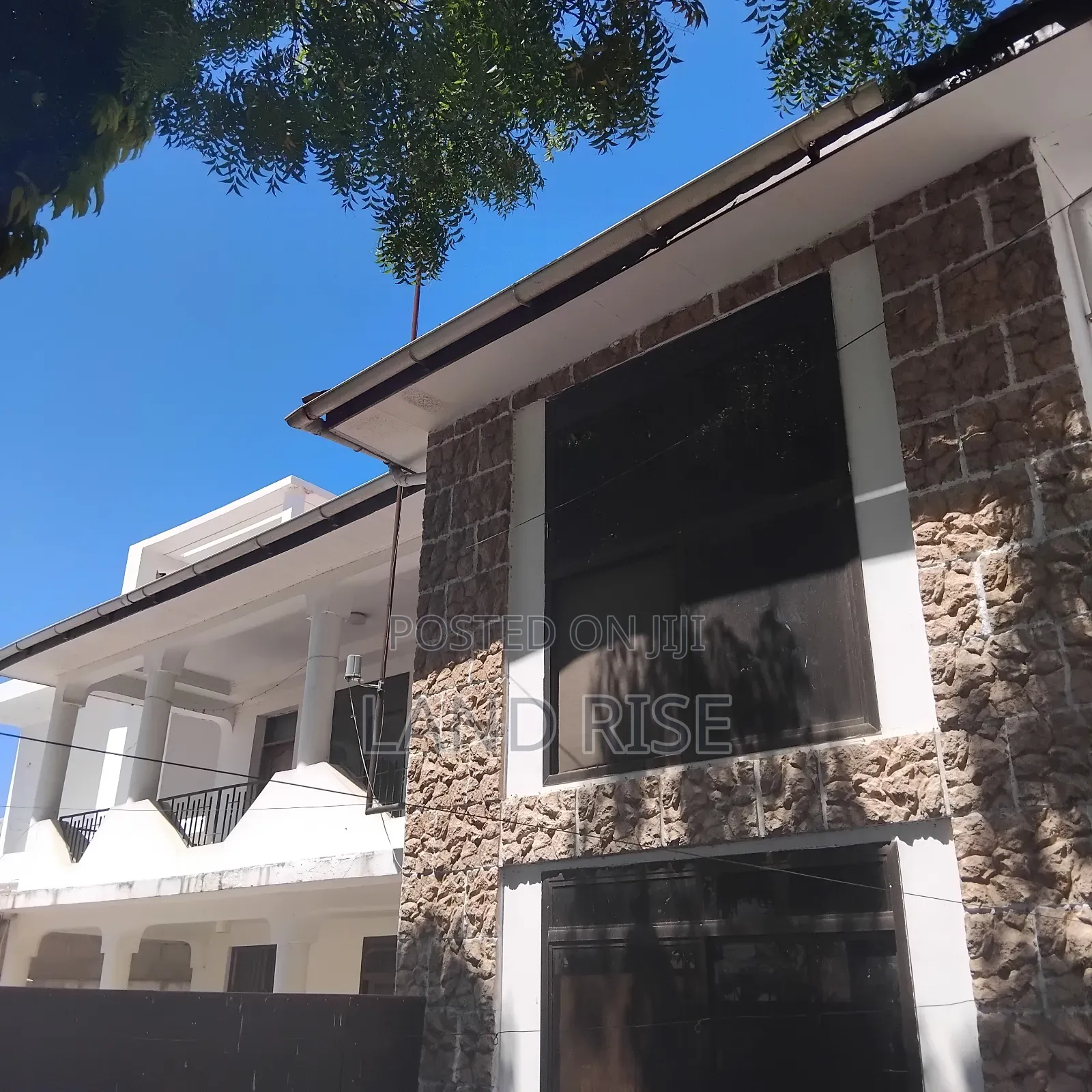6bdrm House in Mikocheni for sale in Mikocheni