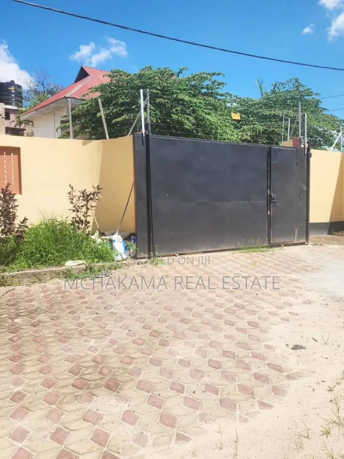 3bdrm House in Mchakama Real Estate, Mbezi for sale in Mbezi