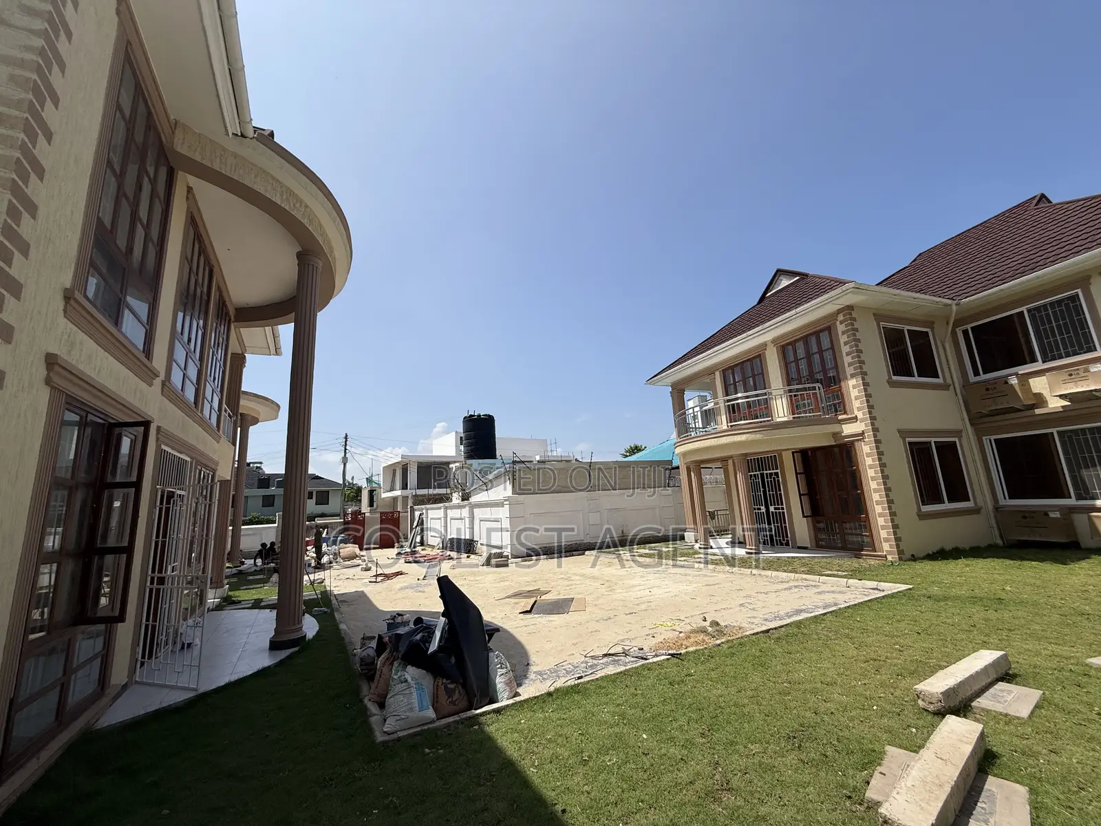 18bdrm Apartment in Coolest Estate, Msasani for rent in Msasani