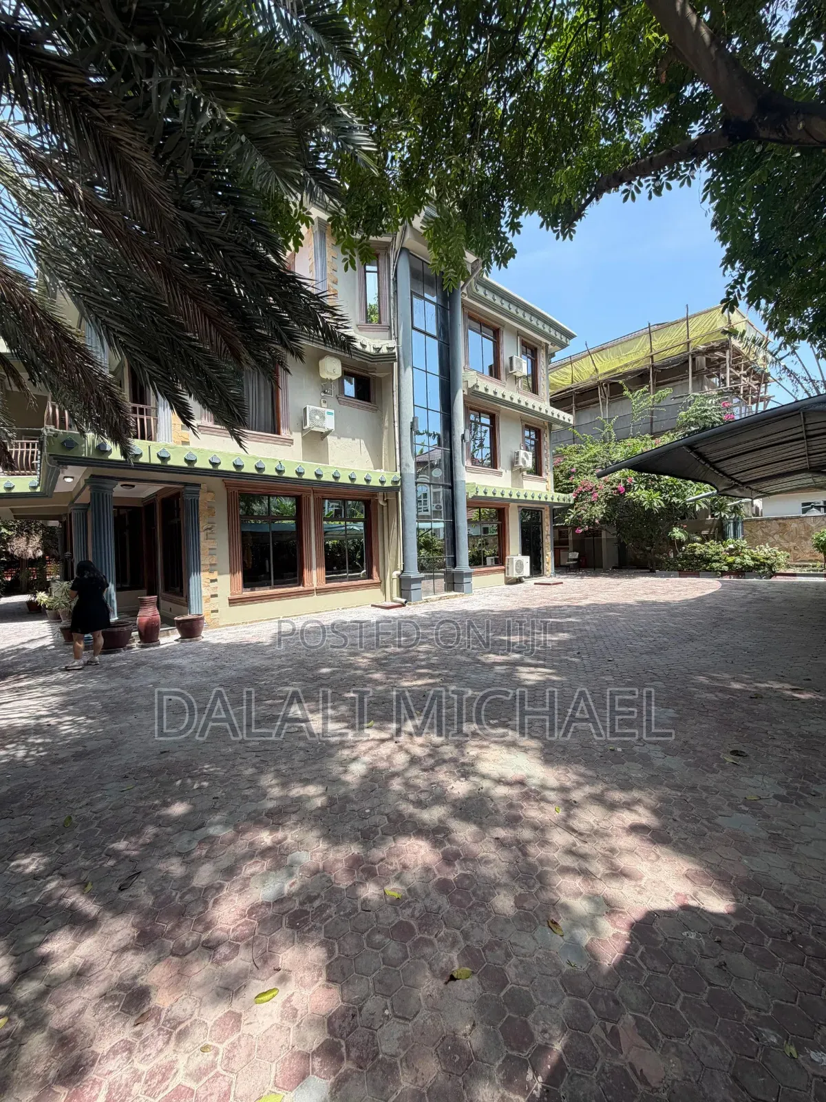 Furnished 8bdrm House in Msasani for rent in Msasani