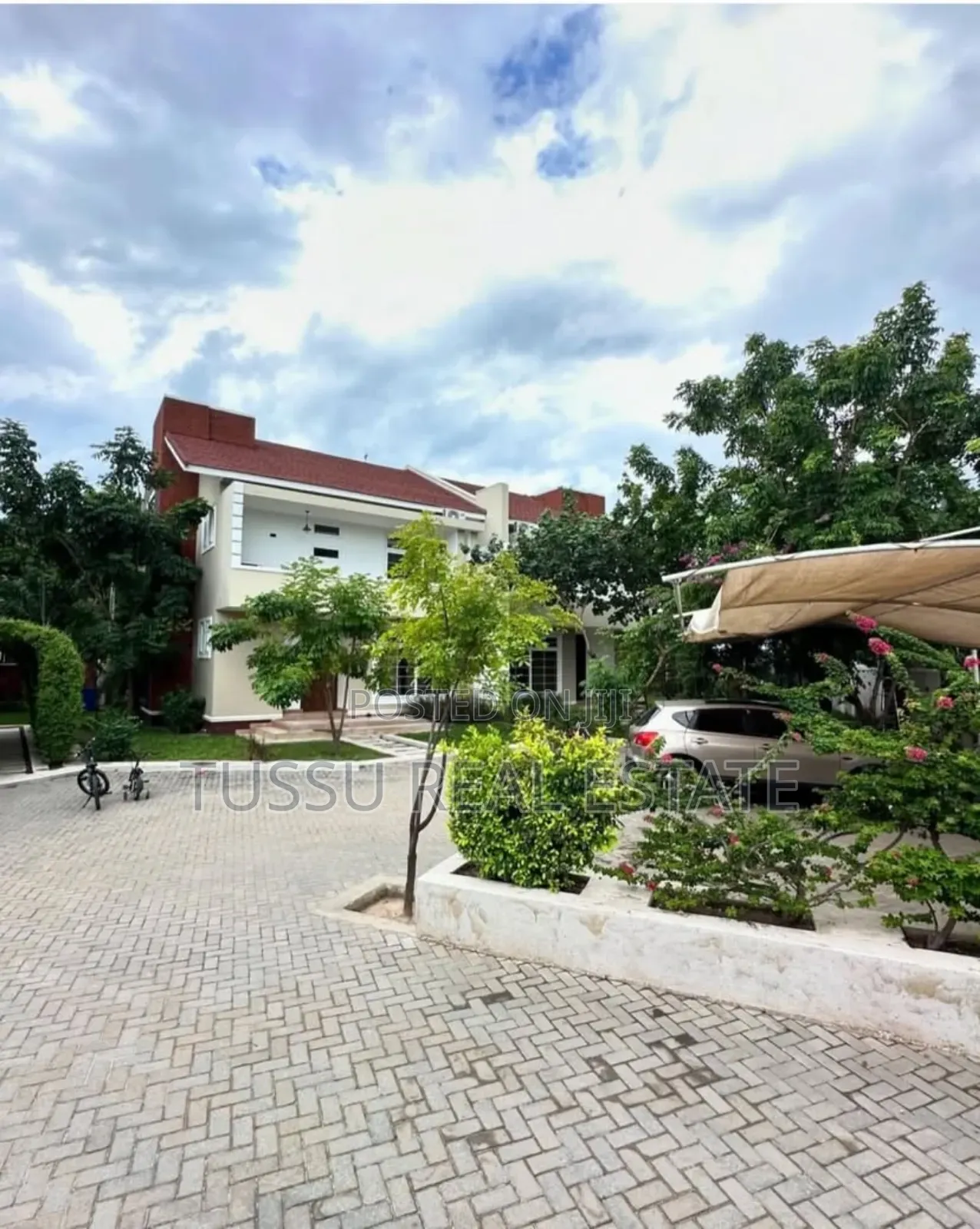 4bdrm Villa in Bahari Beach Dsm, Kinondoni for sale in Kinondoni