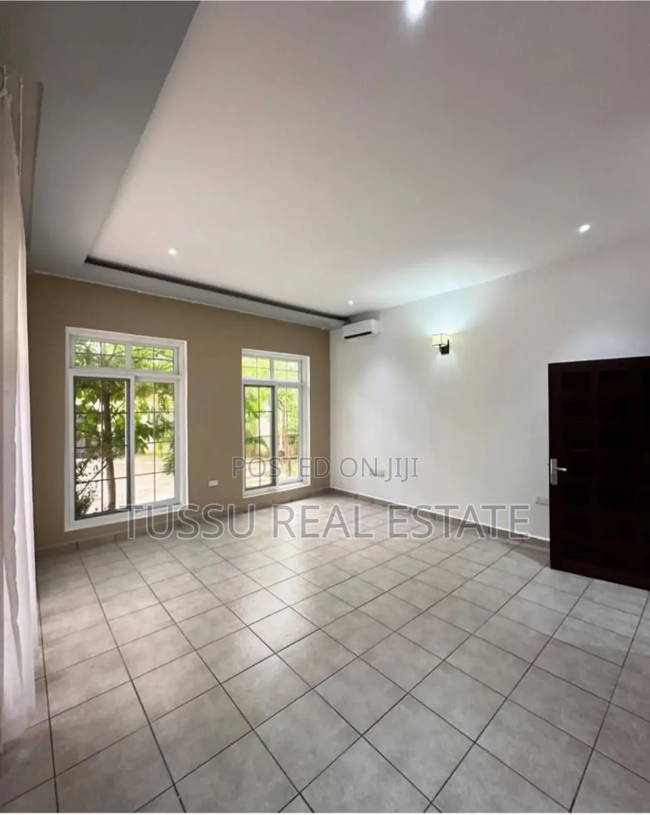 4bdrm Villa in Bahari Beach Dsm, Kinondoni for sale in Kinondoni