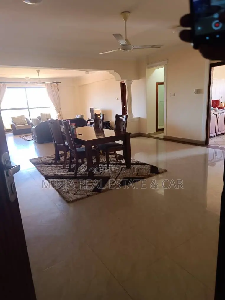 3bdrm Apartment in Upanga West for sale in Upanga West