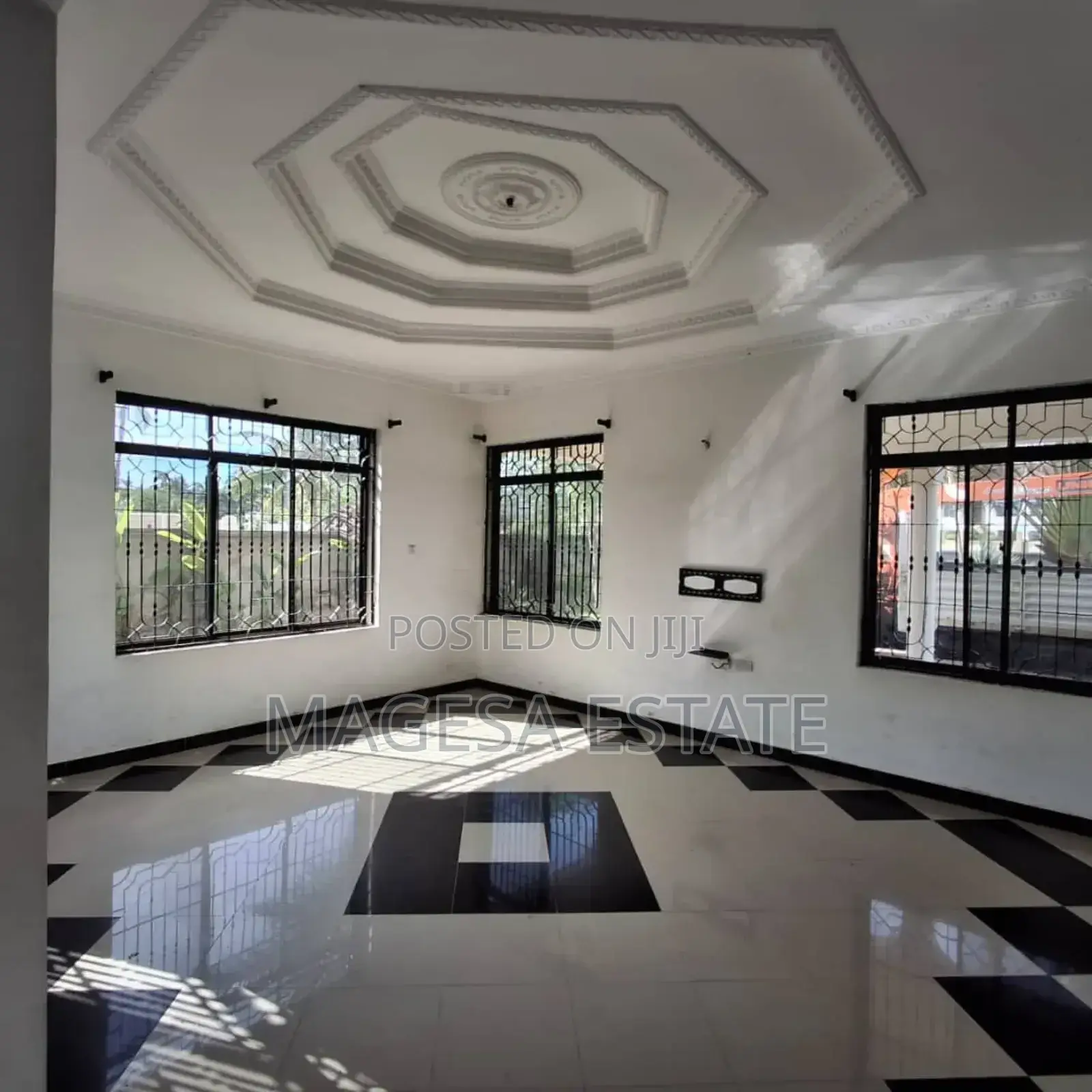 6bdrm House in Bahari Beach for sale in Mbezi Beach