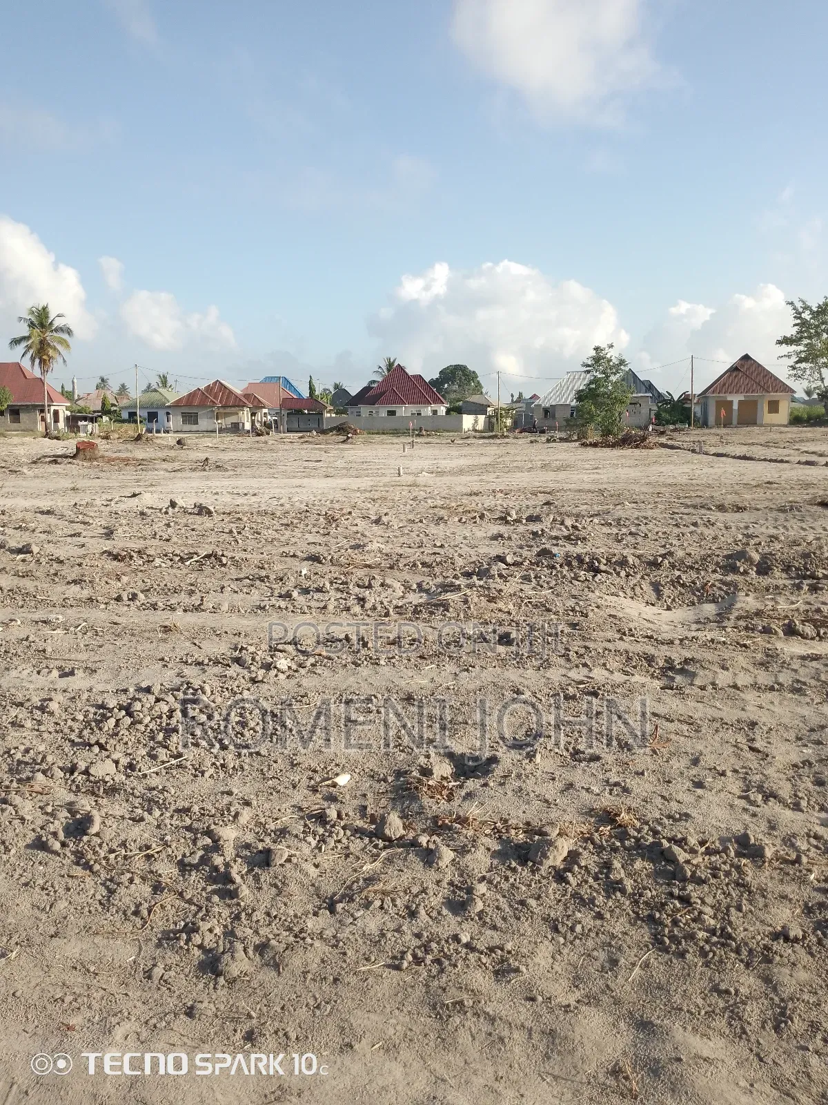 Kiwanja Kinauzwa Milioni 4.7 Gongolamboto Majohe Rada. in Ilala