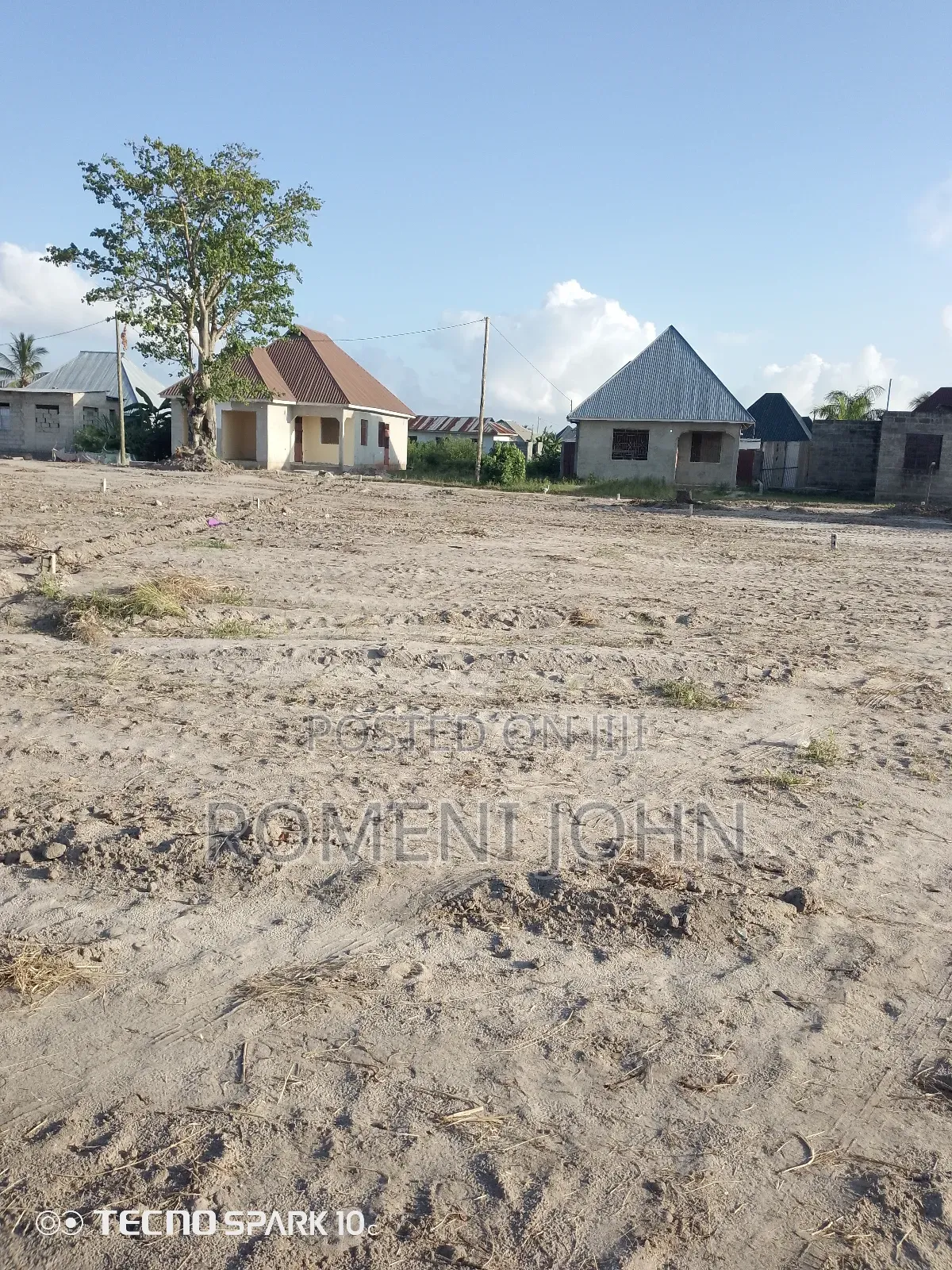 Kiwanja Kinauzwa Milioni 4.4 Gongolamboto Majohe Rada. in Ilala