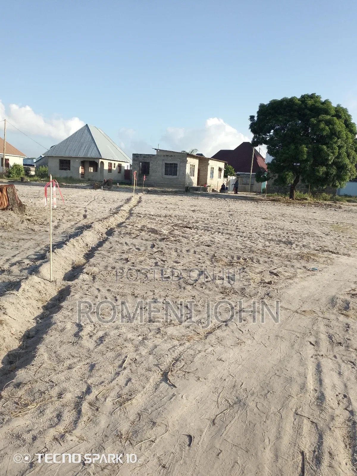 Kiwanja Kinauzwa Milioni 4.4 Gongolamboto Majohe Rada. in Ilala