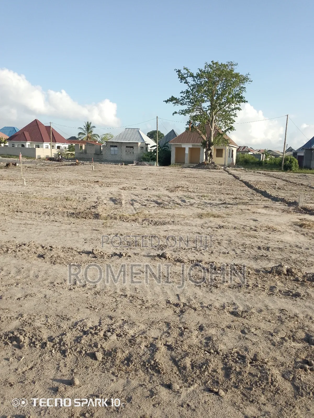 Kiwanja Kinauzwa Milioni 4.4 Gongolamboto Majohe Rada. in Ilala