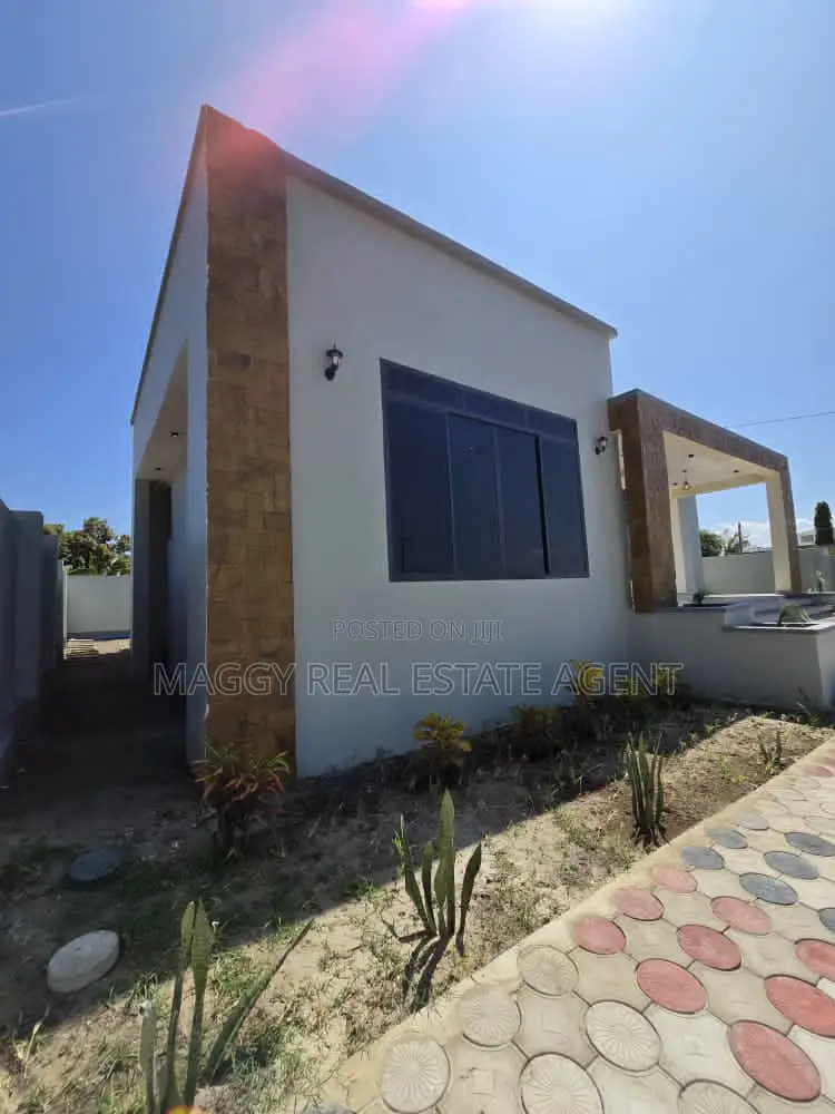 3bdrm House in Mbweni Mpiji for sale in Mbweni