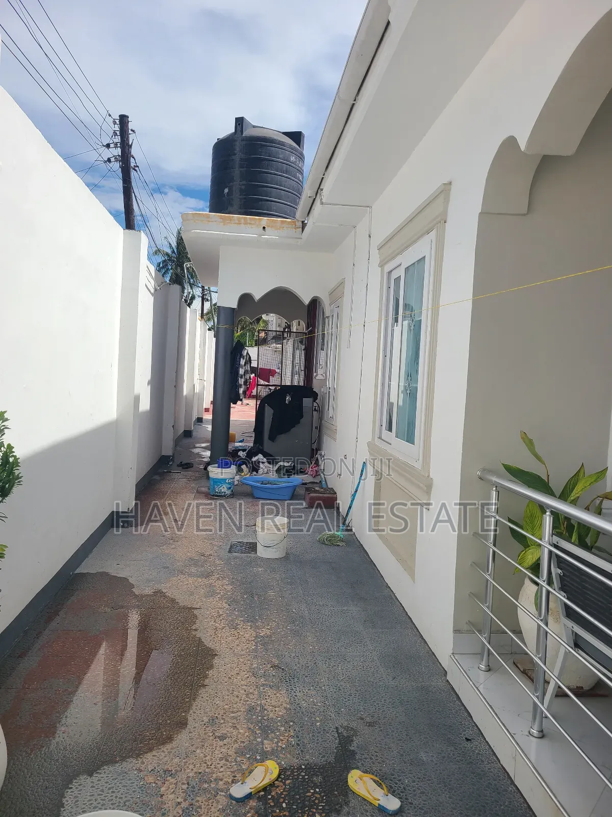 3bdrm House in Mikocheni for sale in Mikocheni