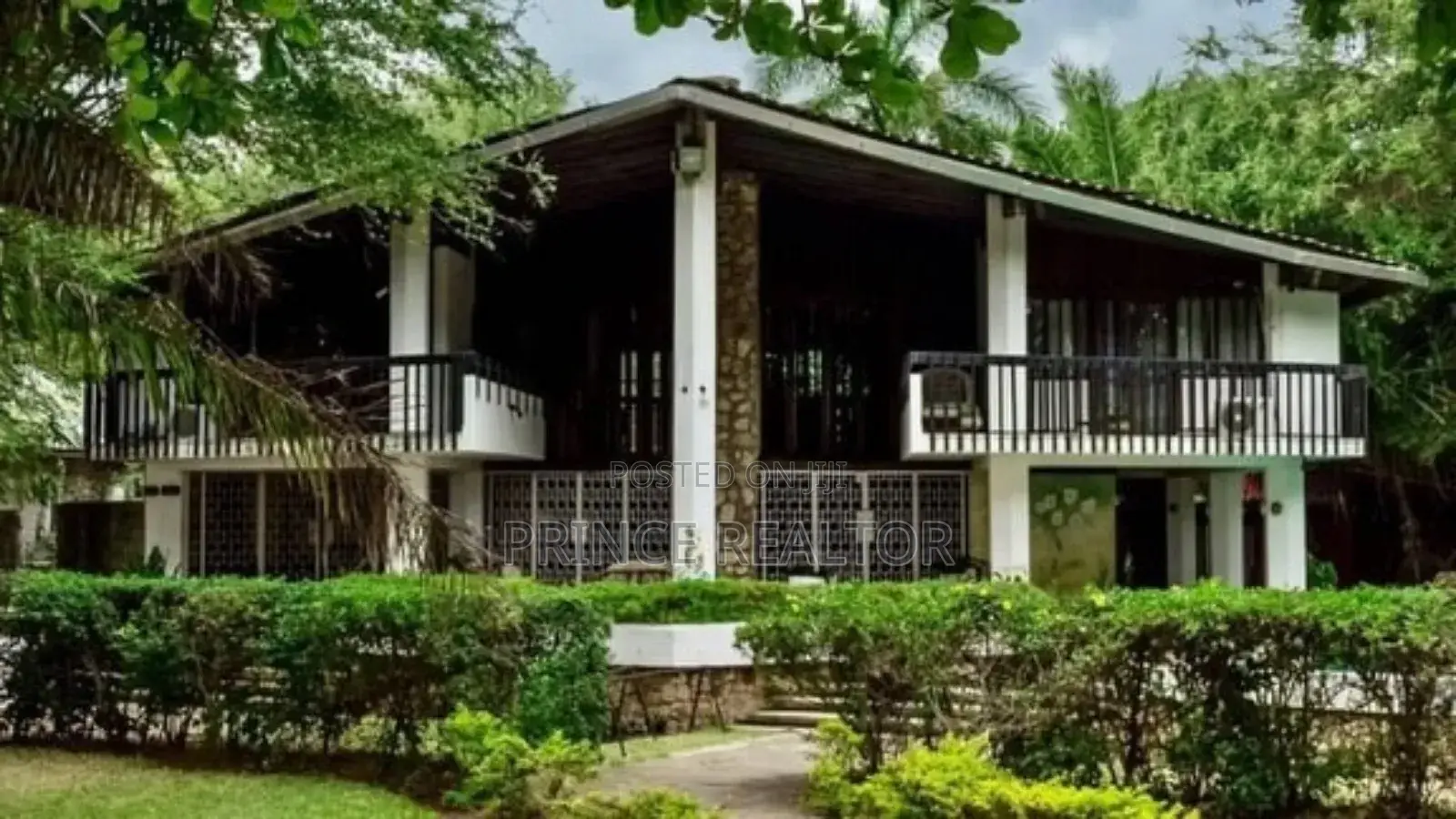 5bdrm Mansion in Msasani Beach, Kinondoni for sale in Kinondoni