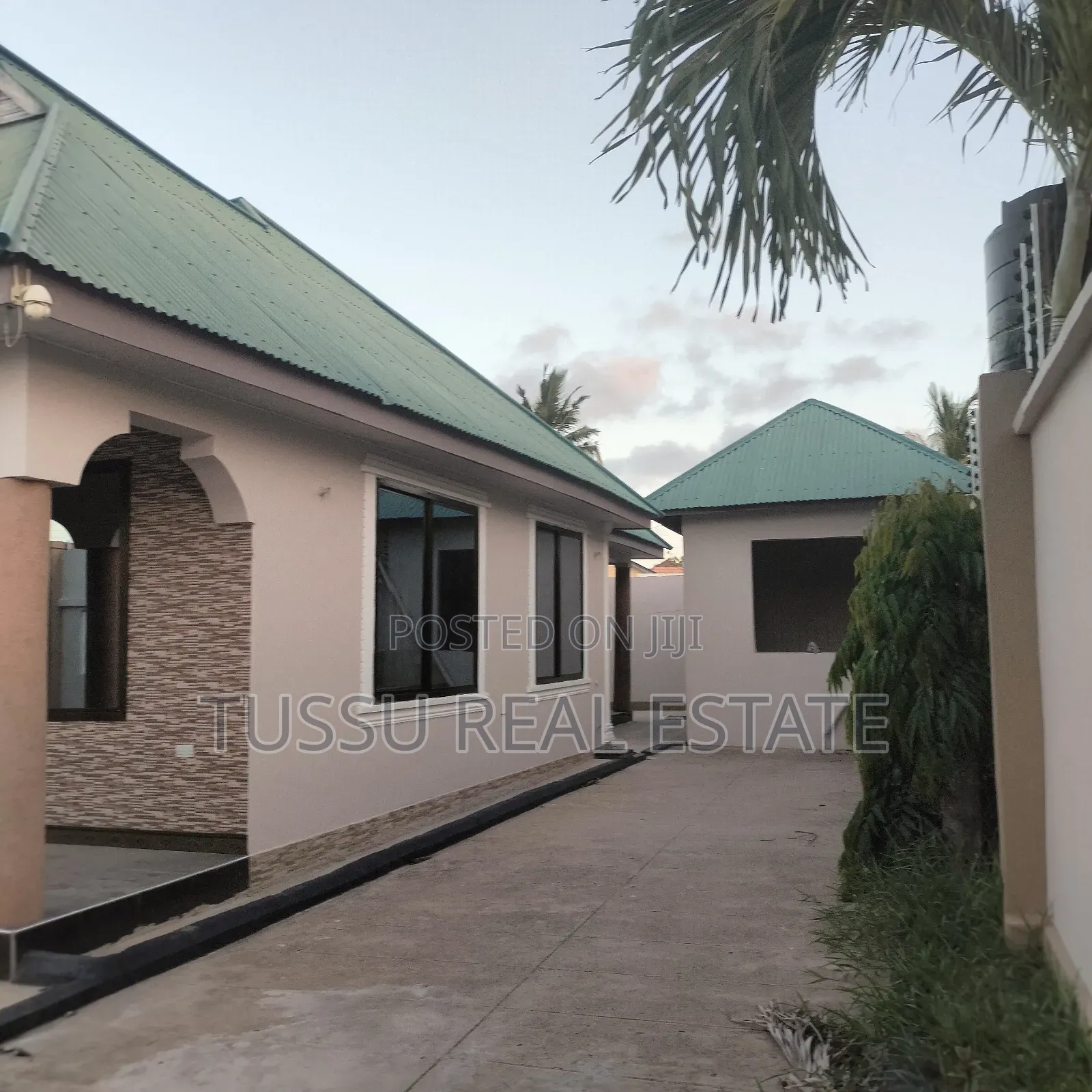 3bdrm House in Kinondoni for sale in Kinondoni