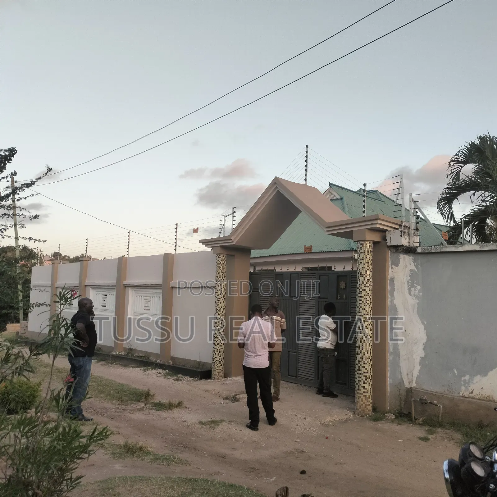 3bdrm House in Kinondoni for sale in Kinondoni
