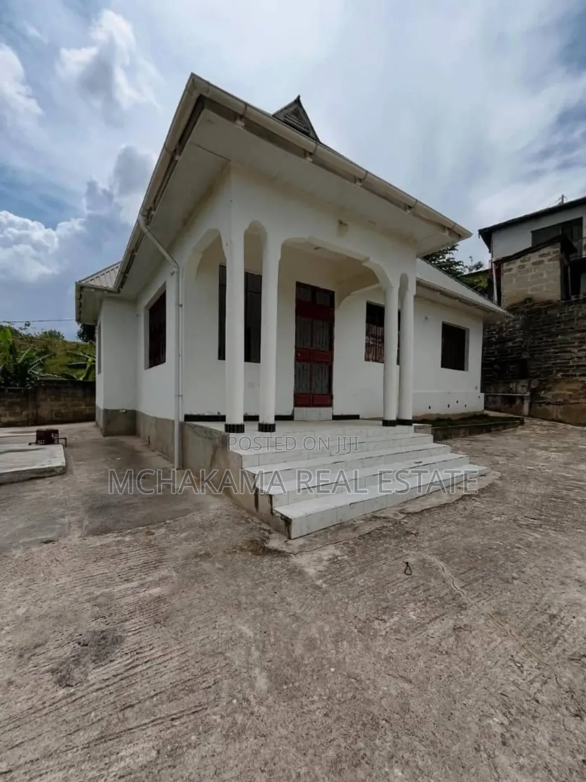 3bdrm House in Mchakama Real Estate, Mbezi for sale in Mbezi