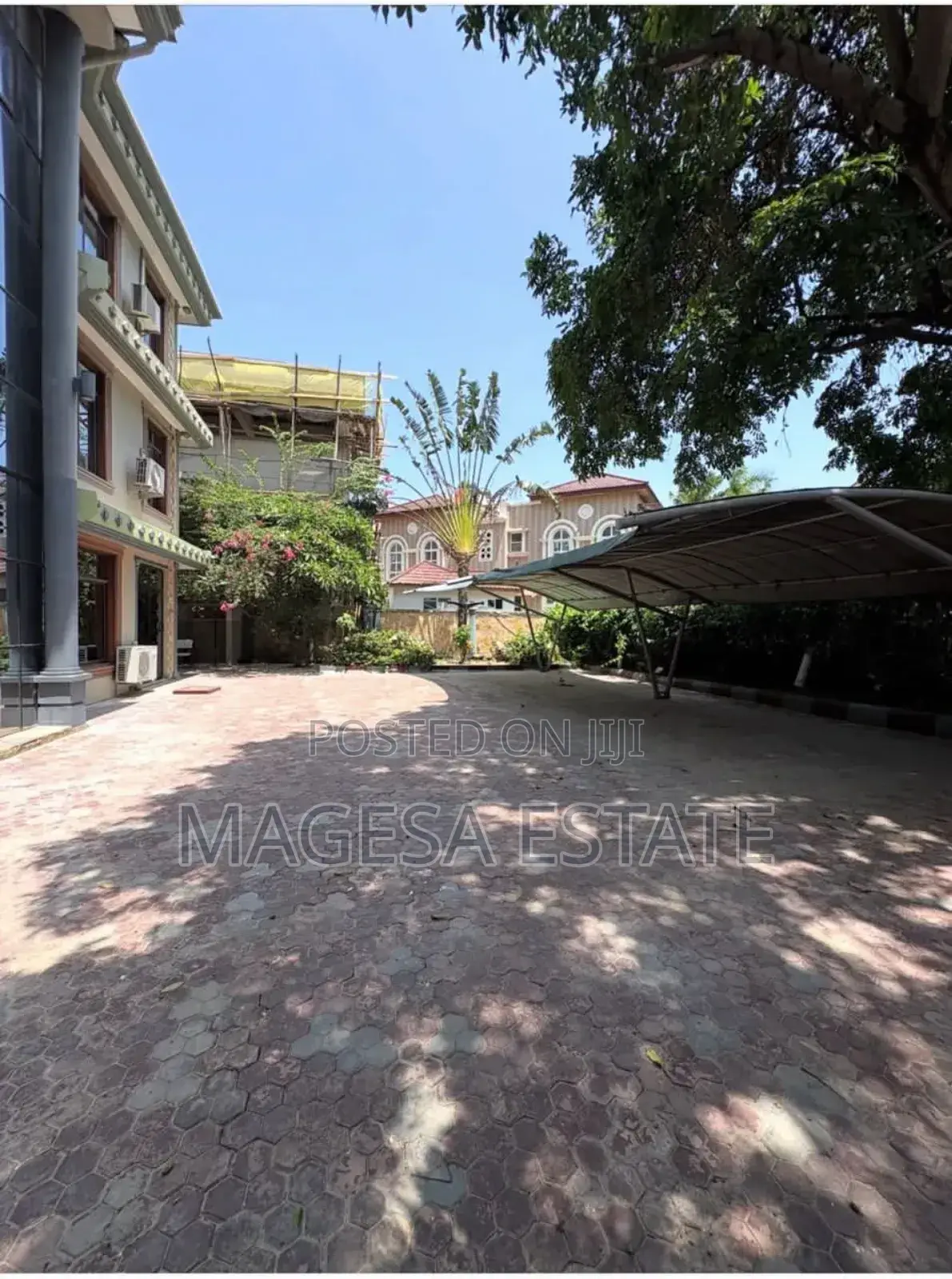 Furnished 8bdrm House in Msasani for rent in Msasani