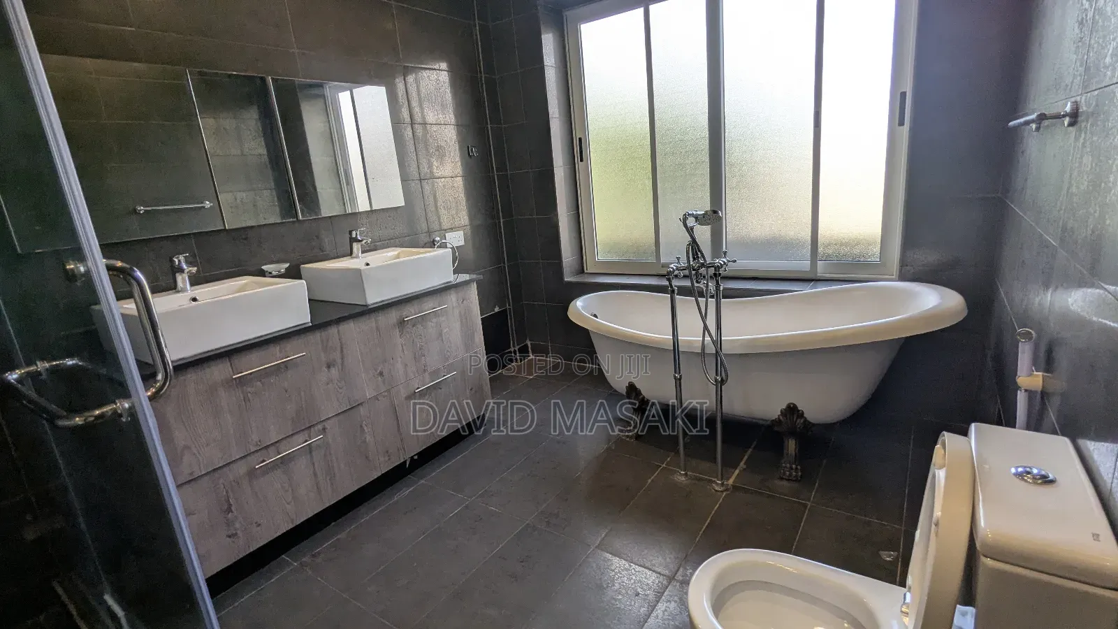 Furnished 3bdrm Apartment in Luxury Apartments, Masaki for rent in Masaki