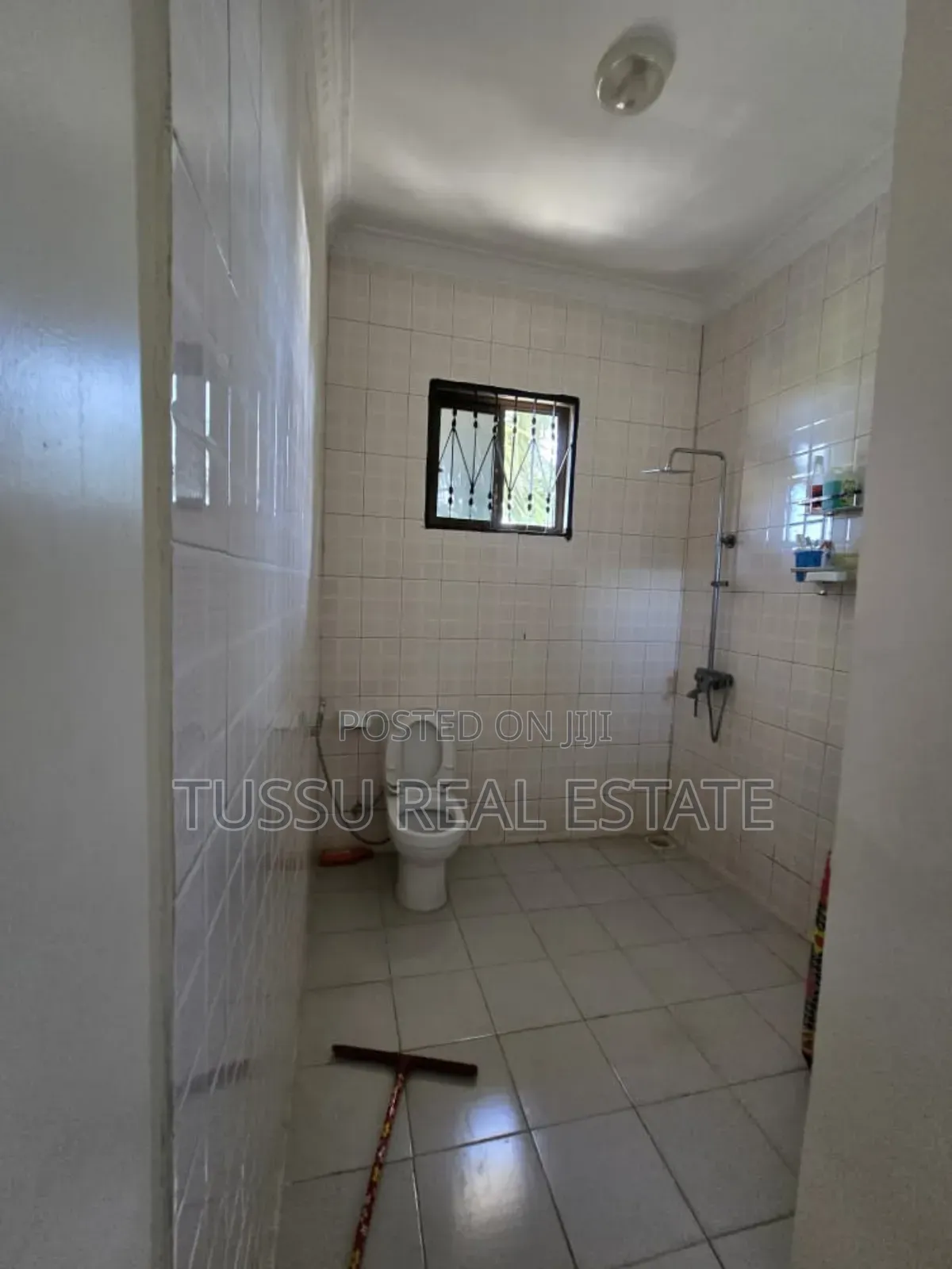 3bdrm House in Kinondoni for sale in Kinondoni