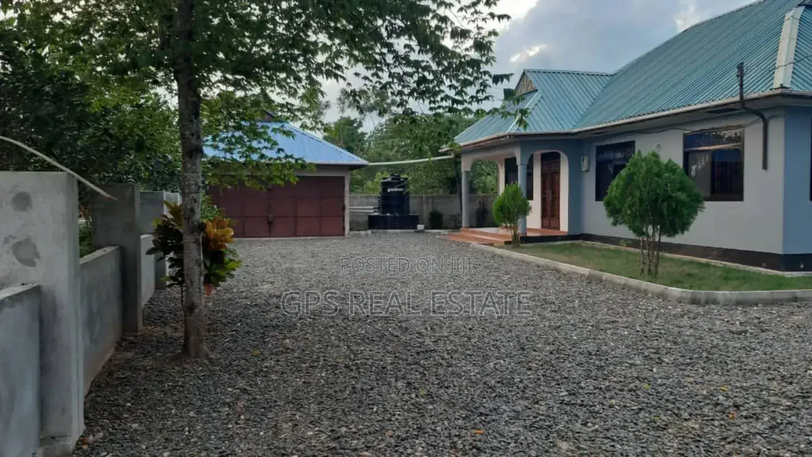 3bdrm House in Kibamba Kwa Mangi, Kinondoni for sale in Kinondoni