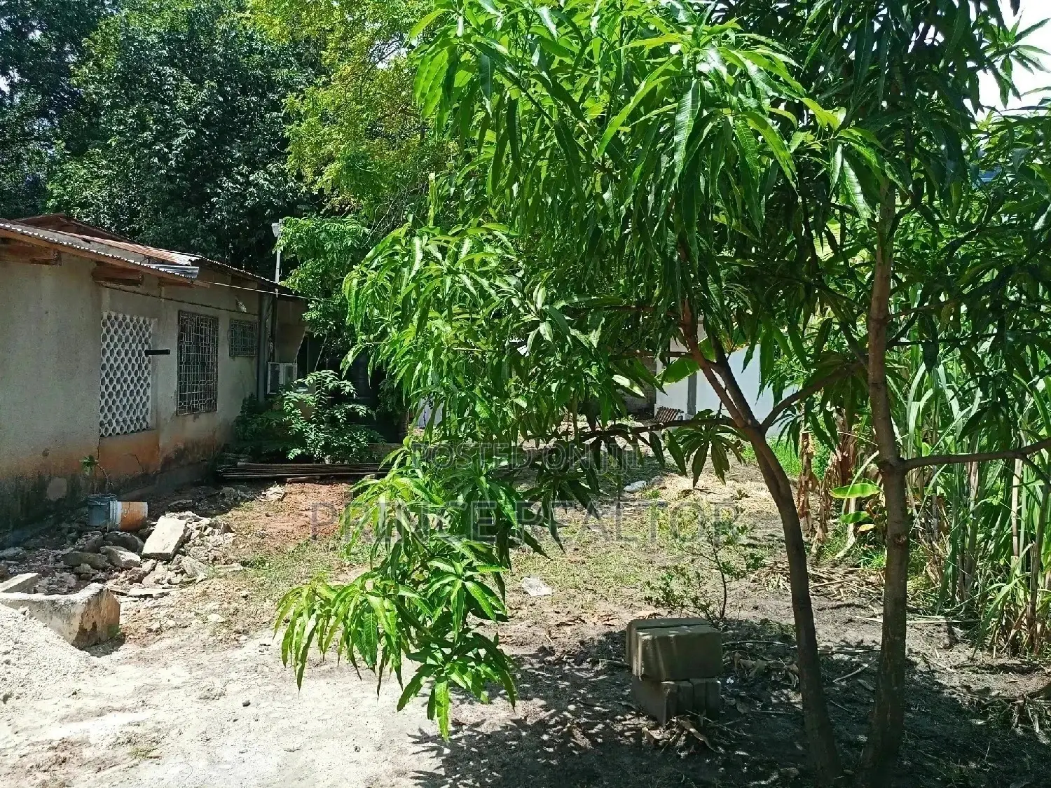 House Plots for Sale at Kinondon Morocco in Kigamboni