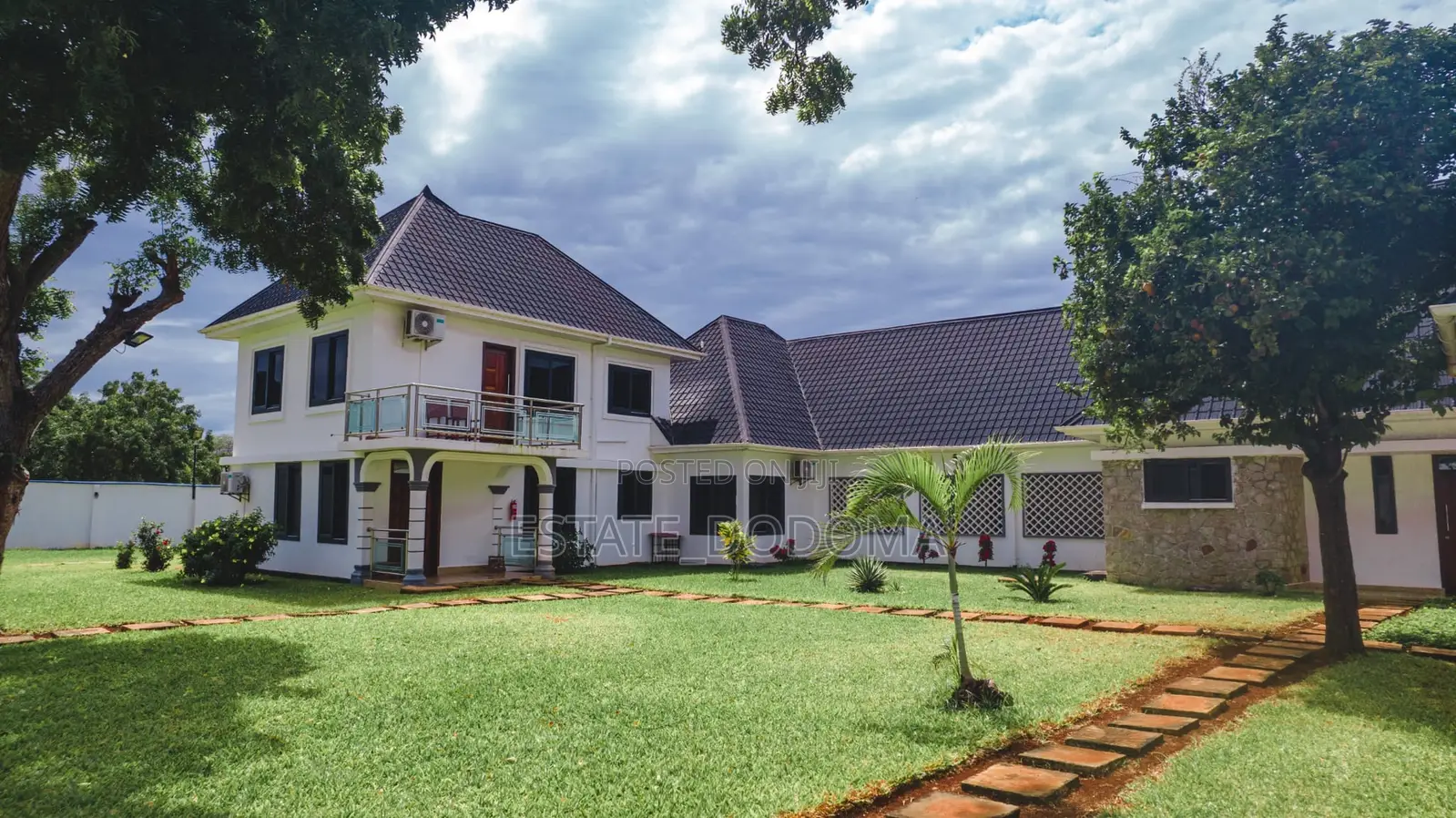 Furnished 6bdrm House in Tanga for sale in Tanga Region