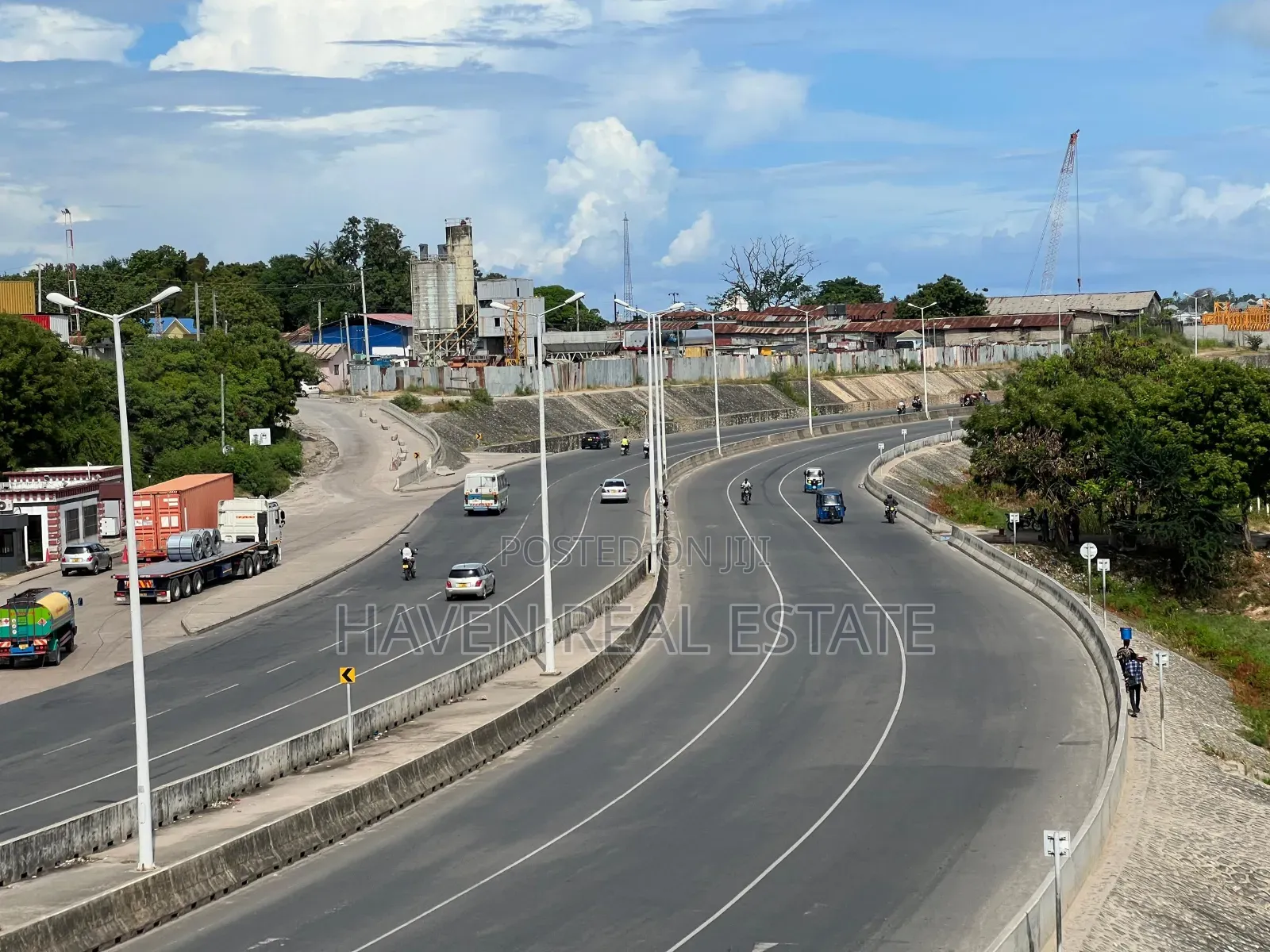 Plot Ya Ekari 3 Kwa Ajili Ya Icd Inauzwa Daraja La Nyerere, Kigamboni in Kurasini