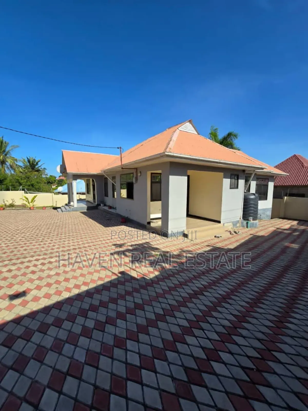 4bdrm House in Goba for sale in Goba
