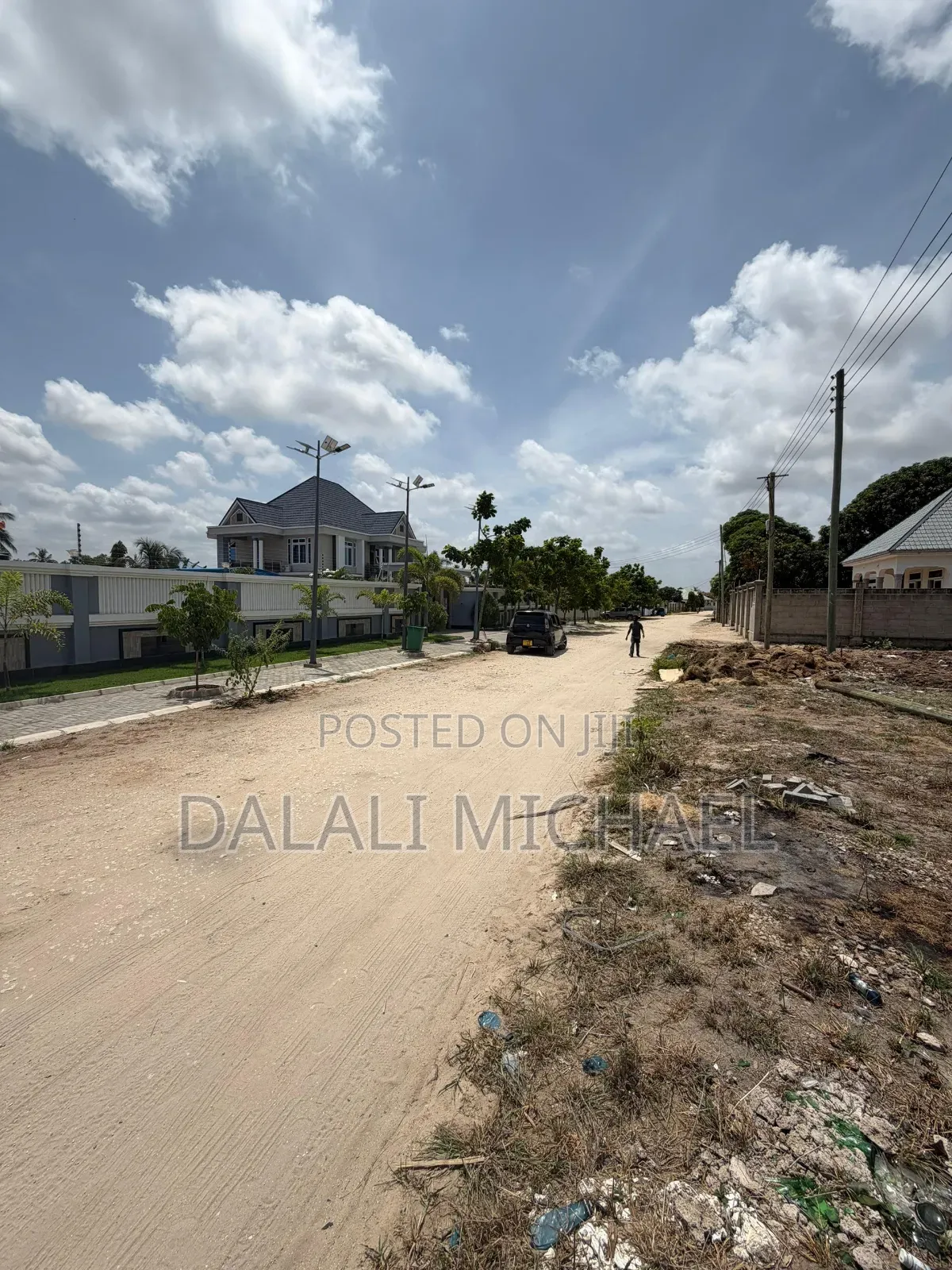 Plot for Sale 805 SQMS in Bunju
