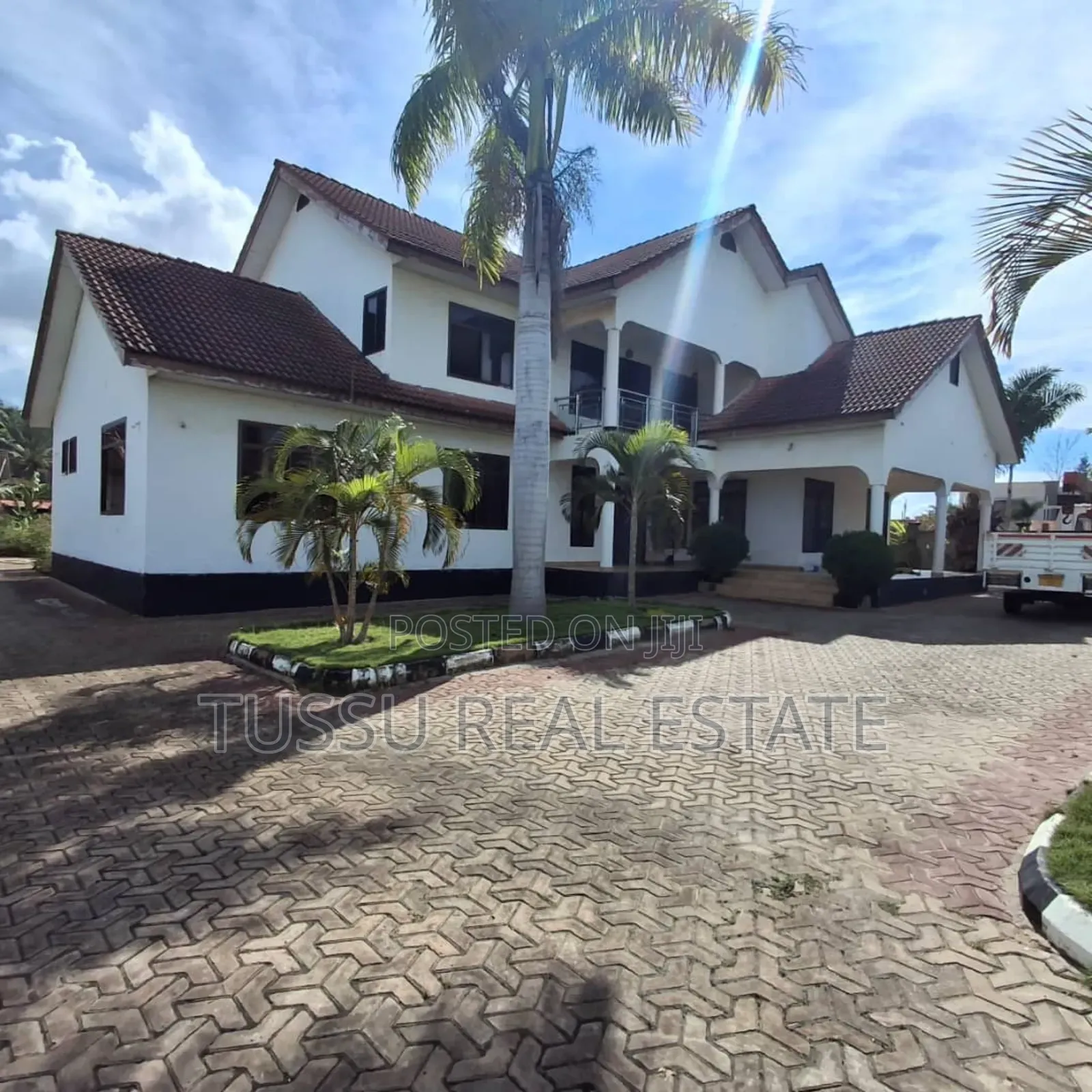 6bdrm House in Bahari Beach, Kinondoni for sale in Kinondoni
