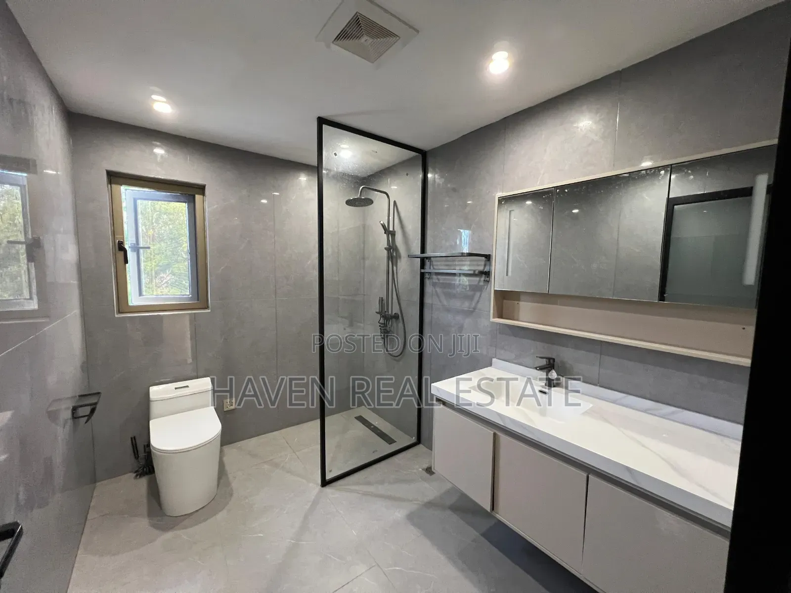 3bdrm Apartment in Masaki for sale in Masaki